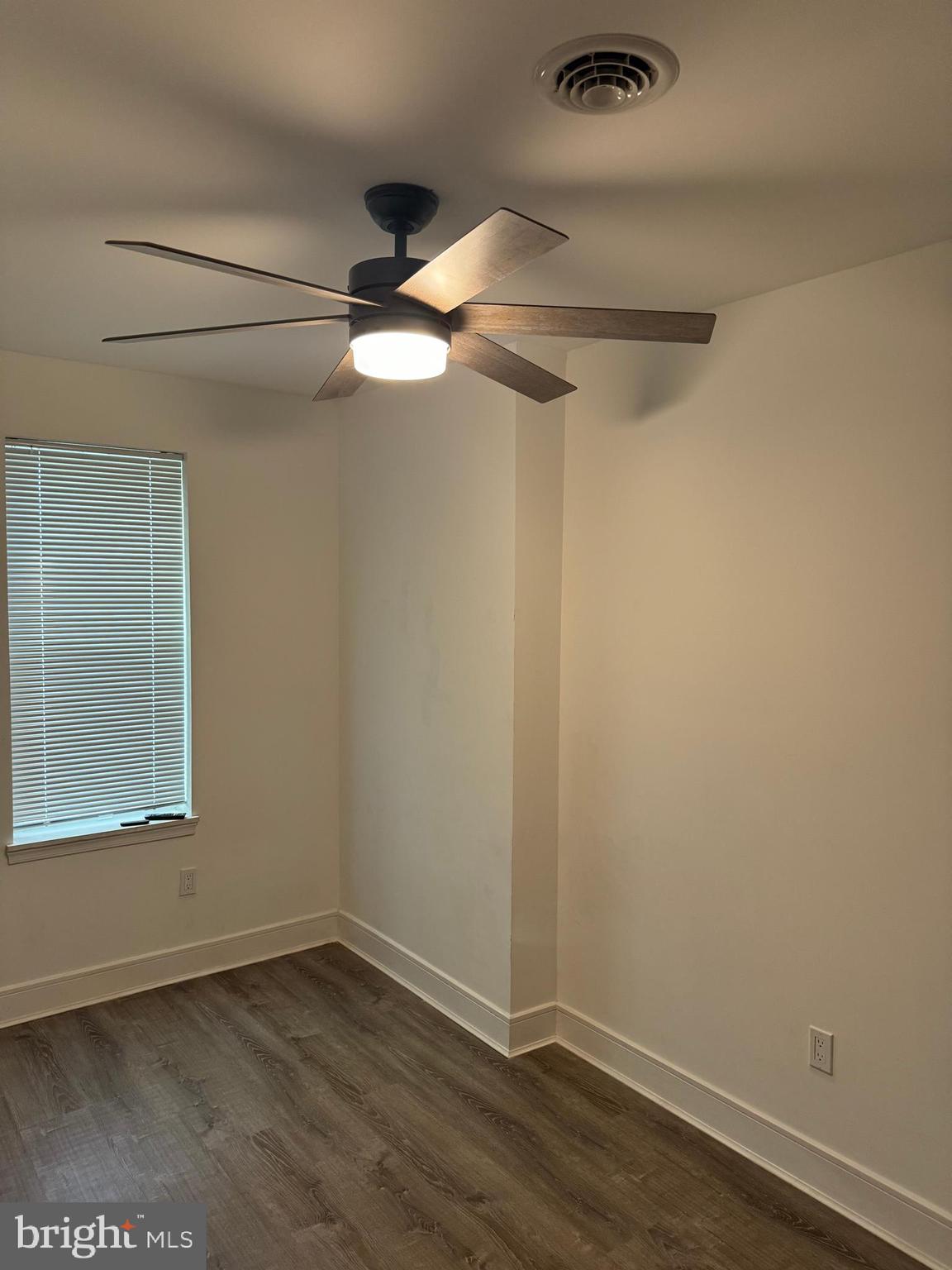 SHARSWOOD - Residential