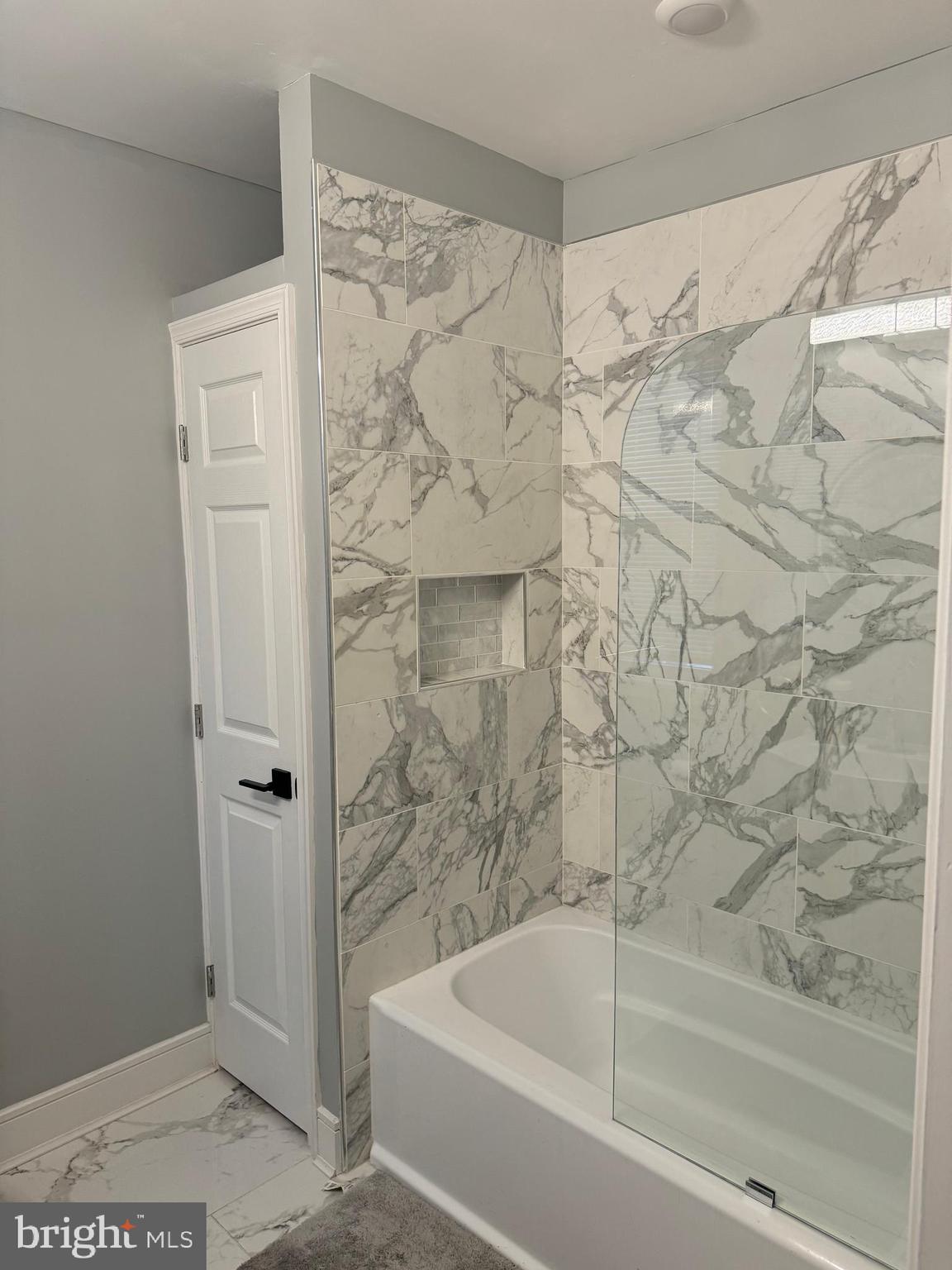 SHARSWOOD - Residential