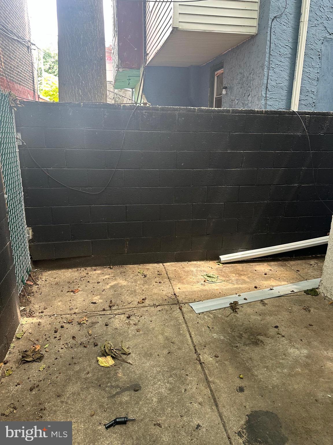 SHARSWOOD - Residential