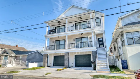 107 N New Haven Avenue Unit B (UPSTAIRS), Ventnor City, NJ 08406 - #: NJAC2025172