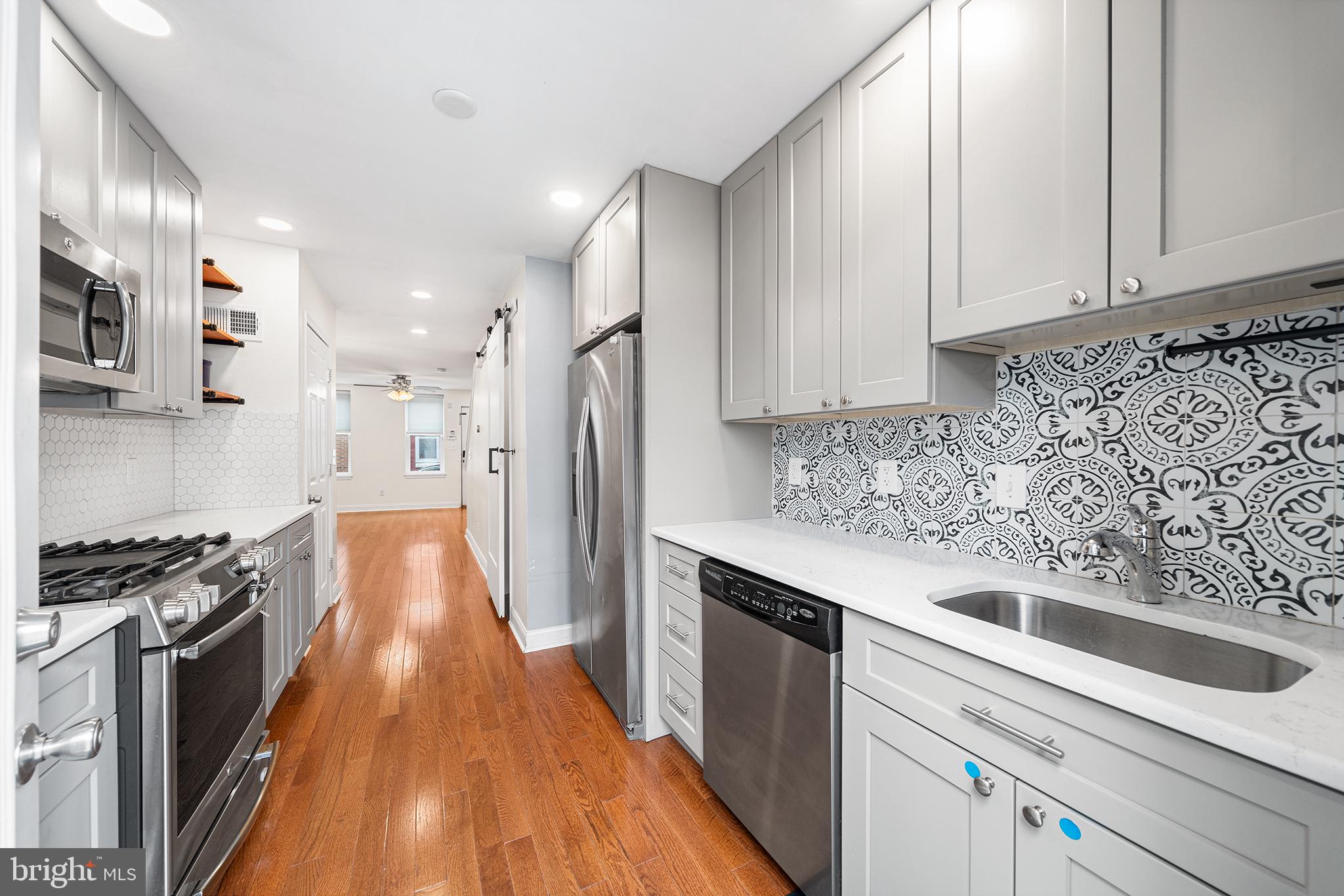 POINT BREEZE - Residential Lease