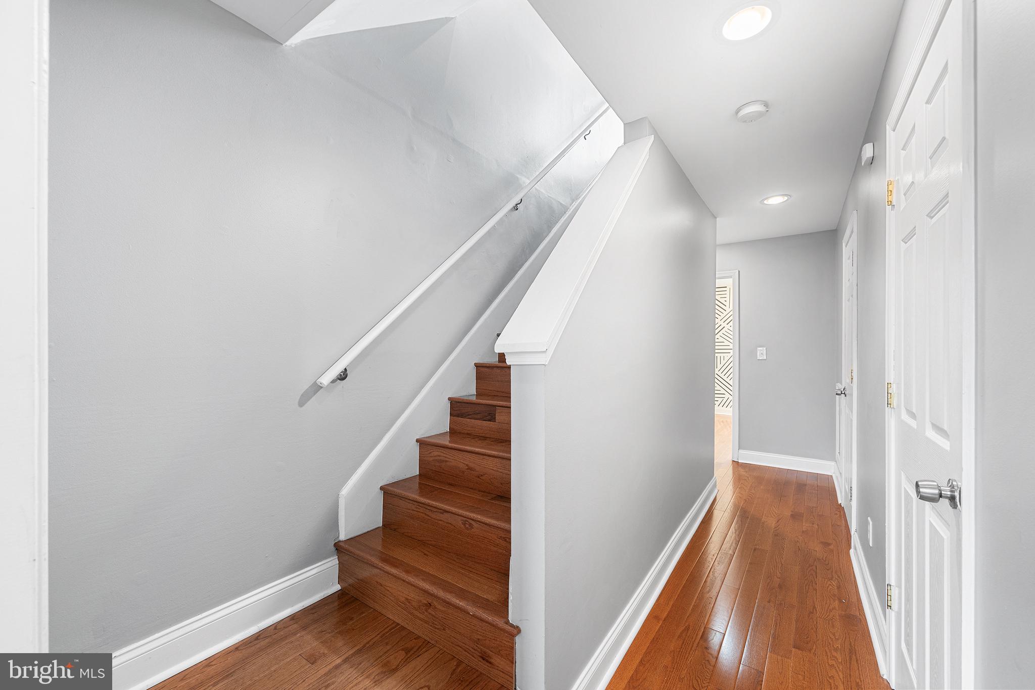 POINT BREEZE - Residential Lease