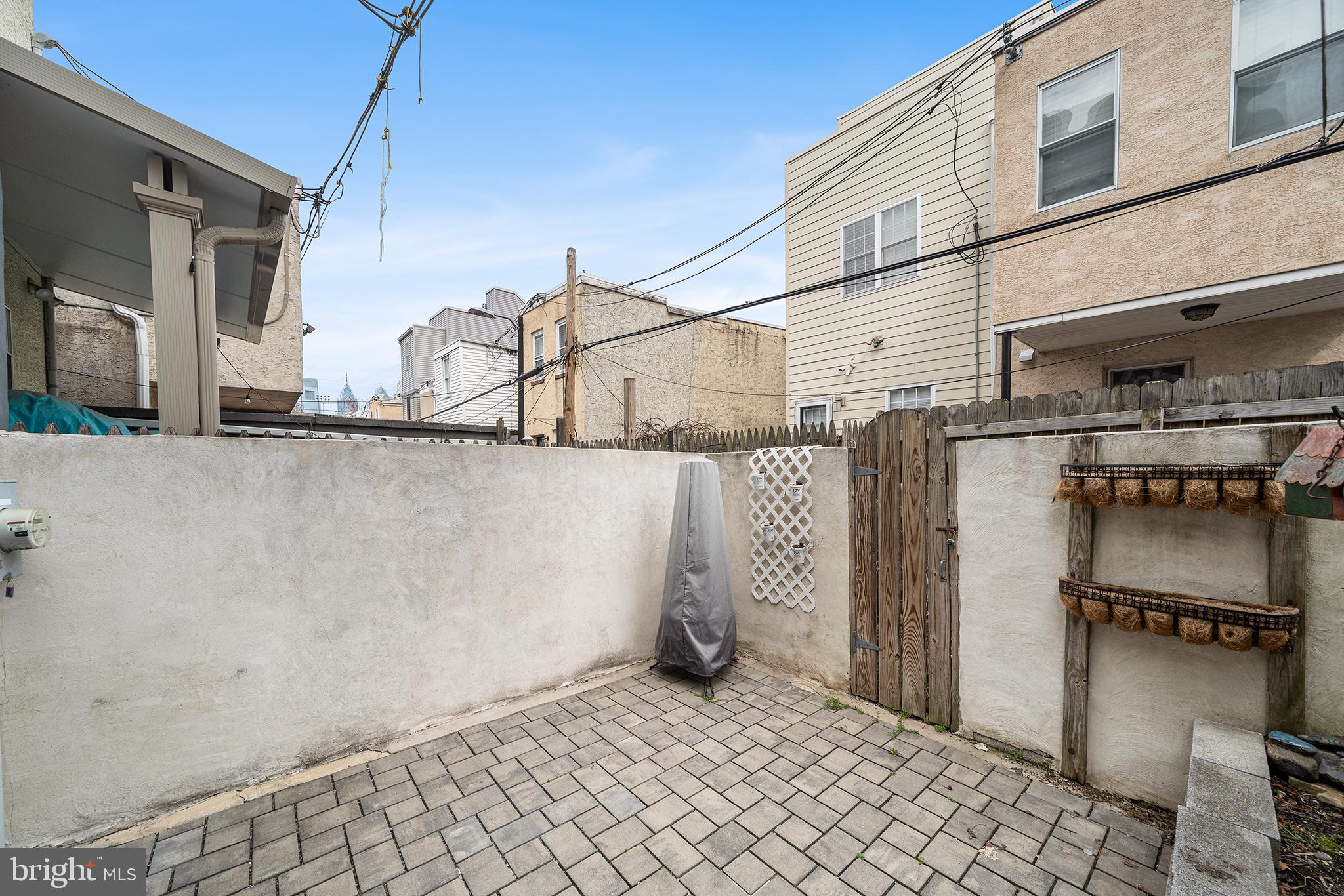 POINT BREEZE - Residential Lease