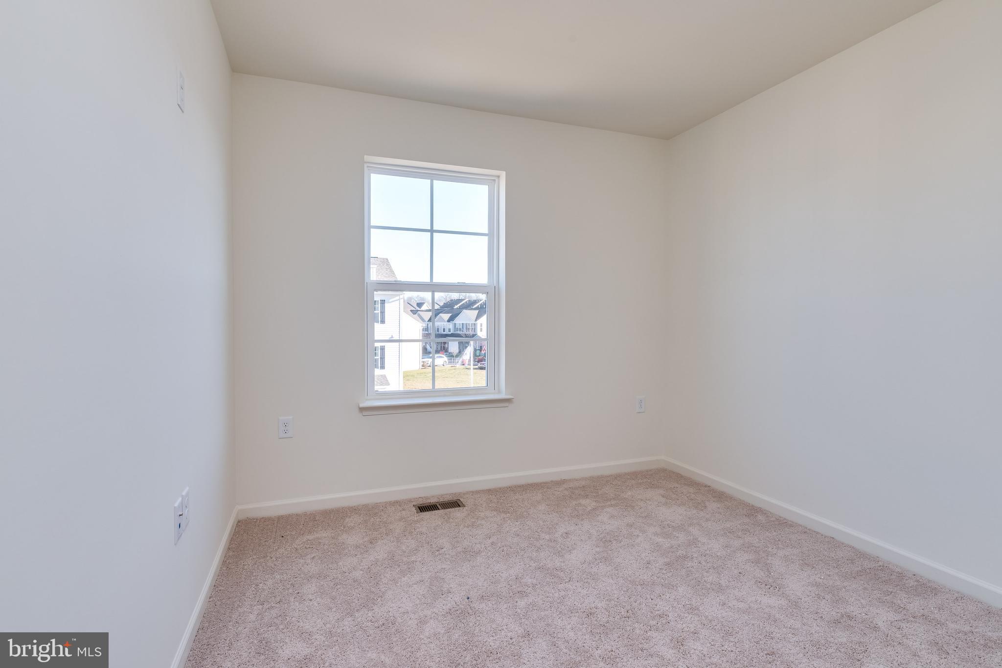 ARCHERS ROCK - Residential Lease