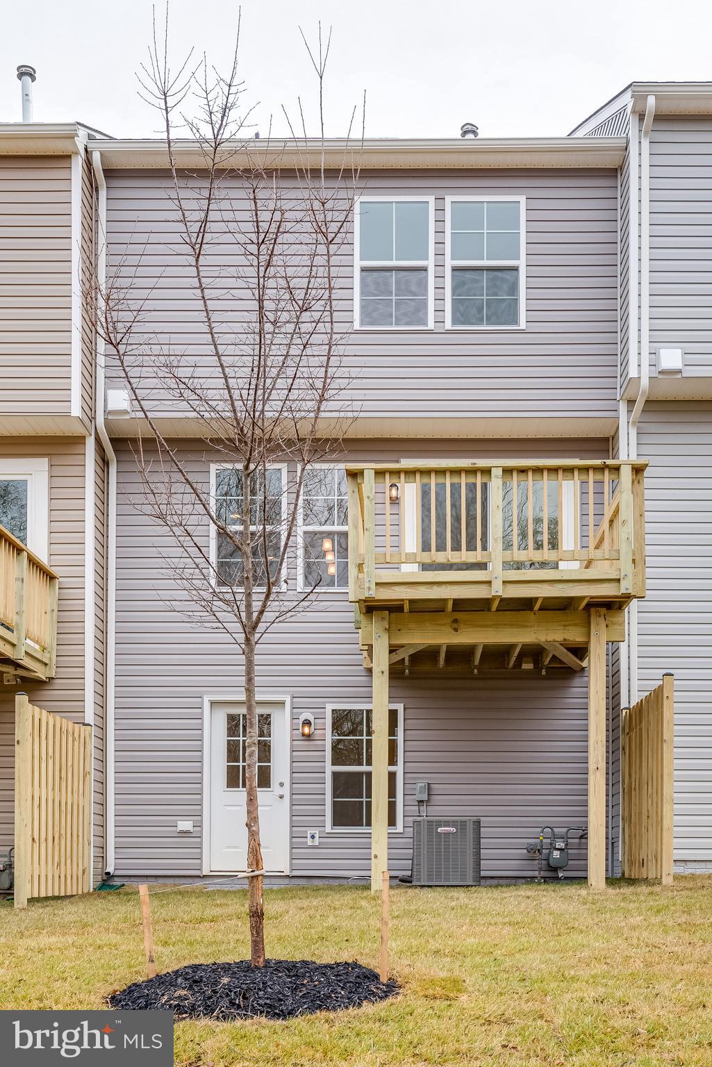 ARCHERS ROCK - Residential Lease