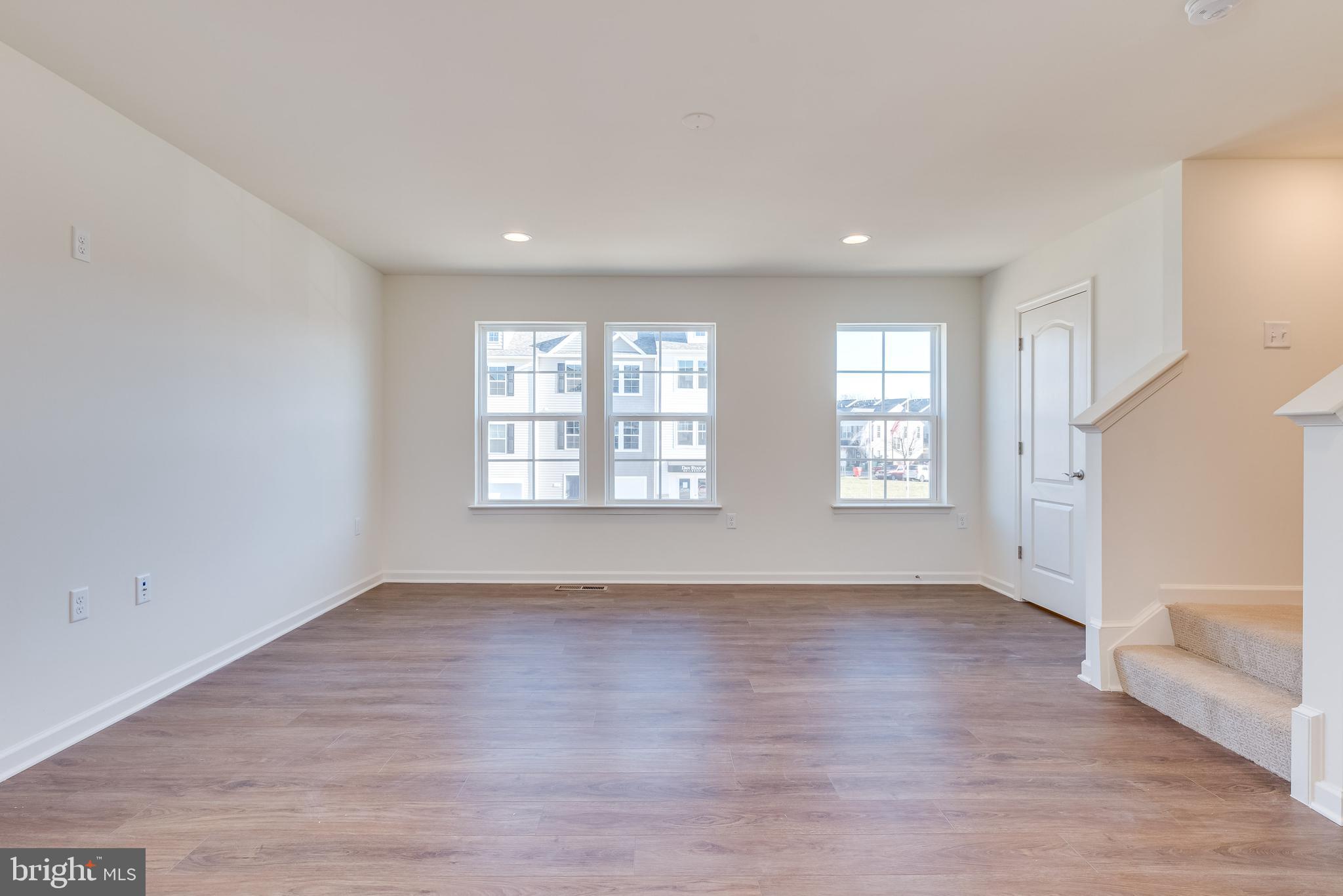 ARCHERS ROCK - Residential Lease