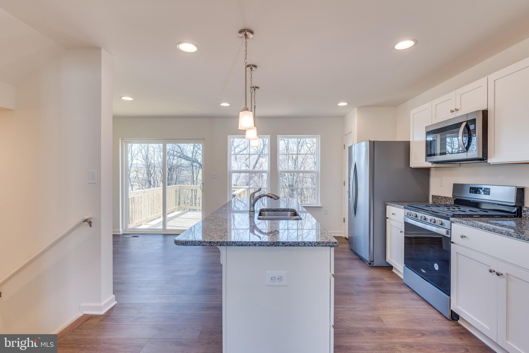 ARCHERS ROCK - Residential Lease