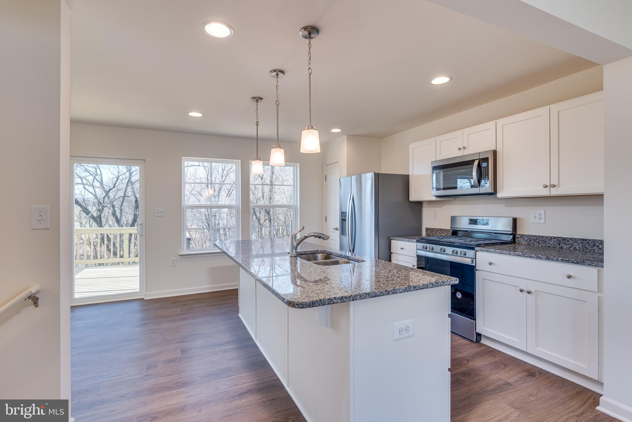 ARCHERS ROCK - Residential Lease