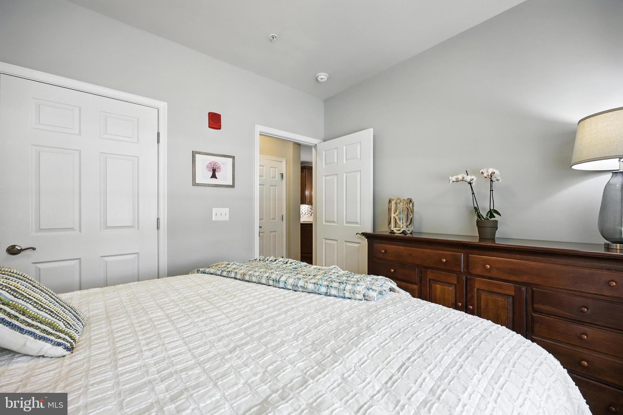 NORBECK CROSSING - Residential