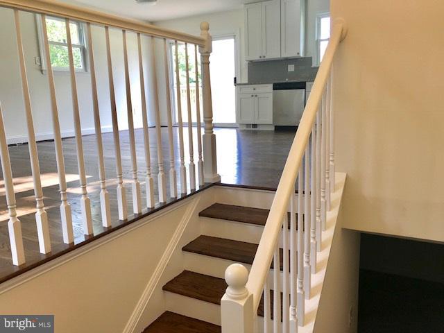 CYPRESS GARDENS - Residential