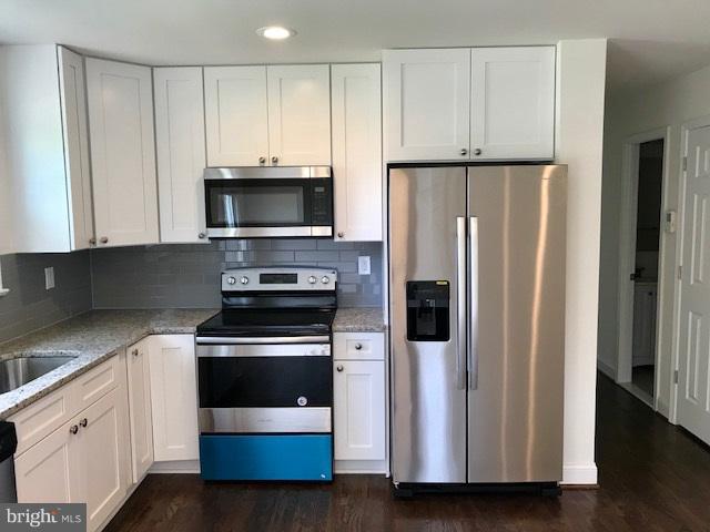 CYPRESS GARDENS - Residential