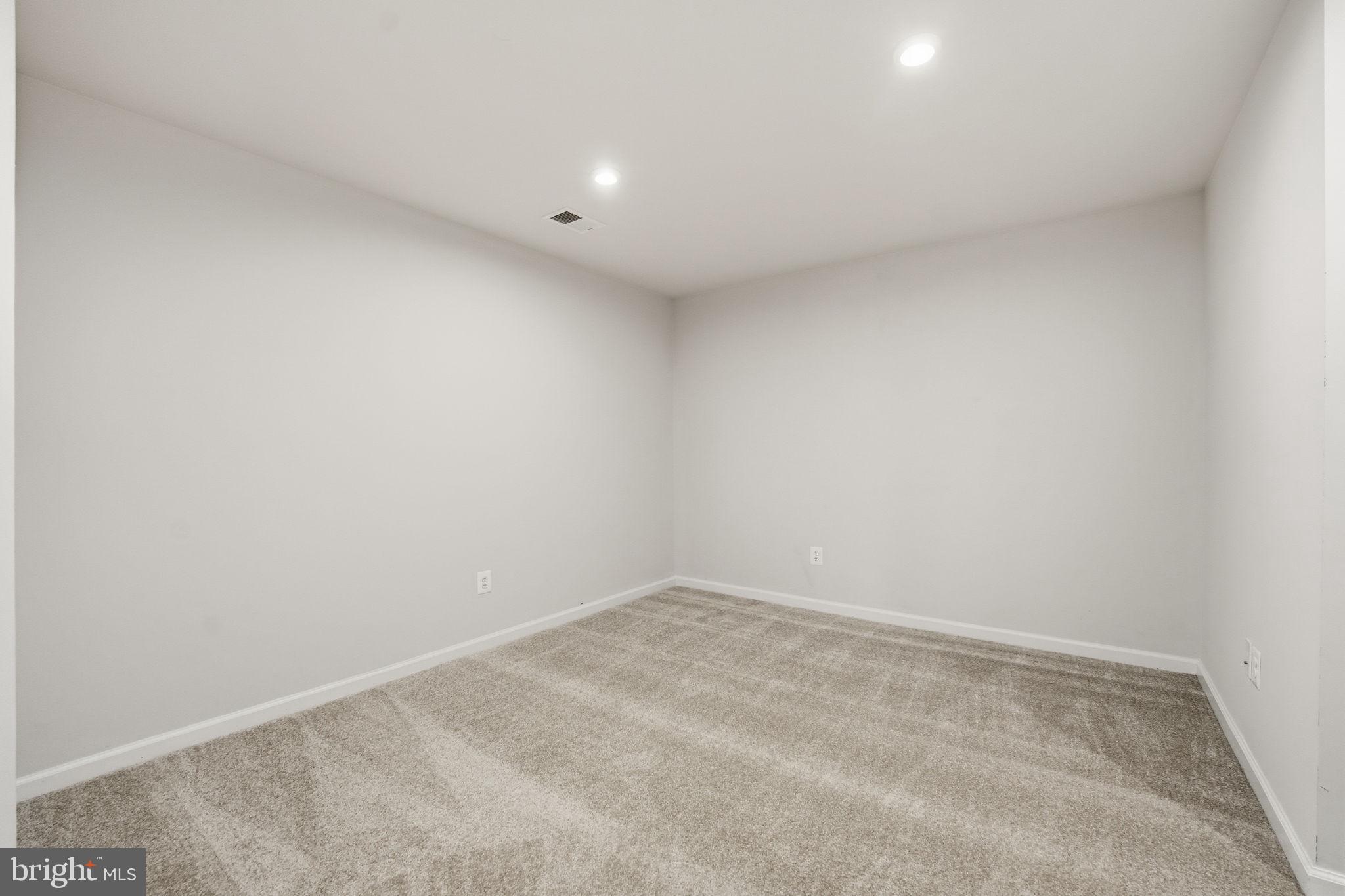 POTOMAC SHORES - Residential