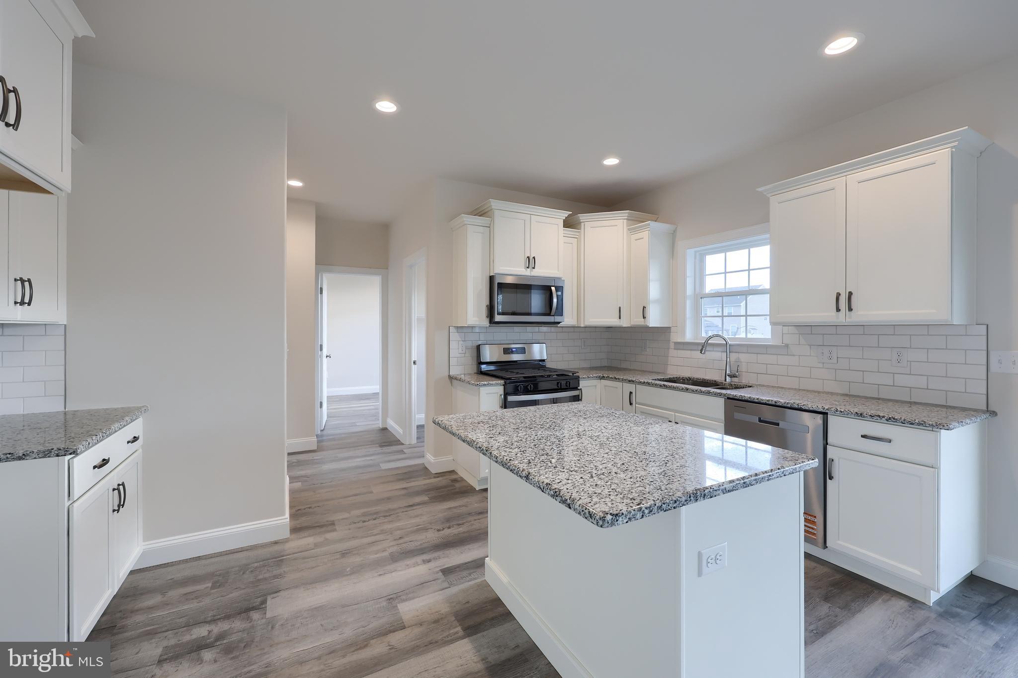 MILLWOOD HOMES AT BENNETT RUN - Residential