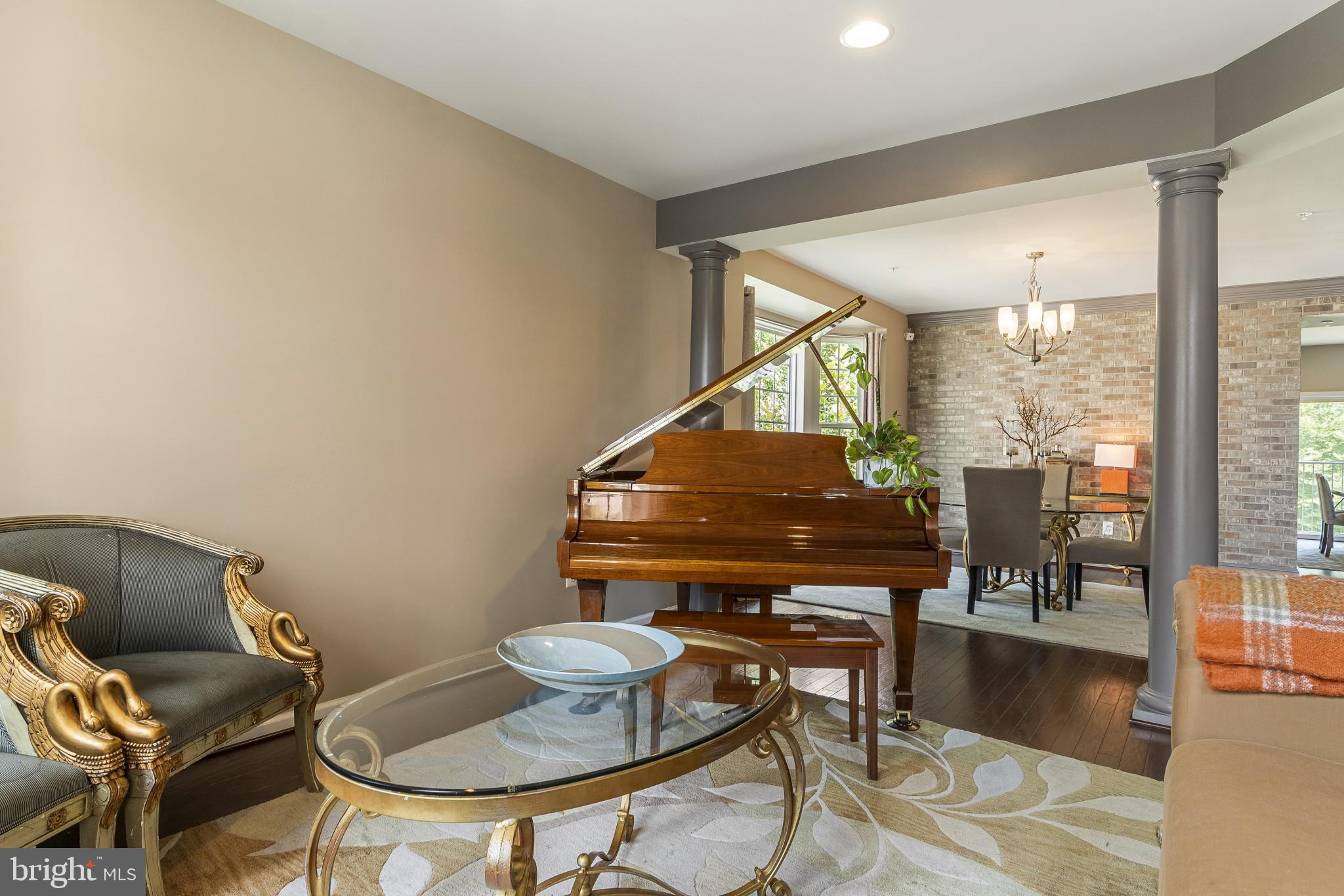 SMITH HOME FARM - Residential