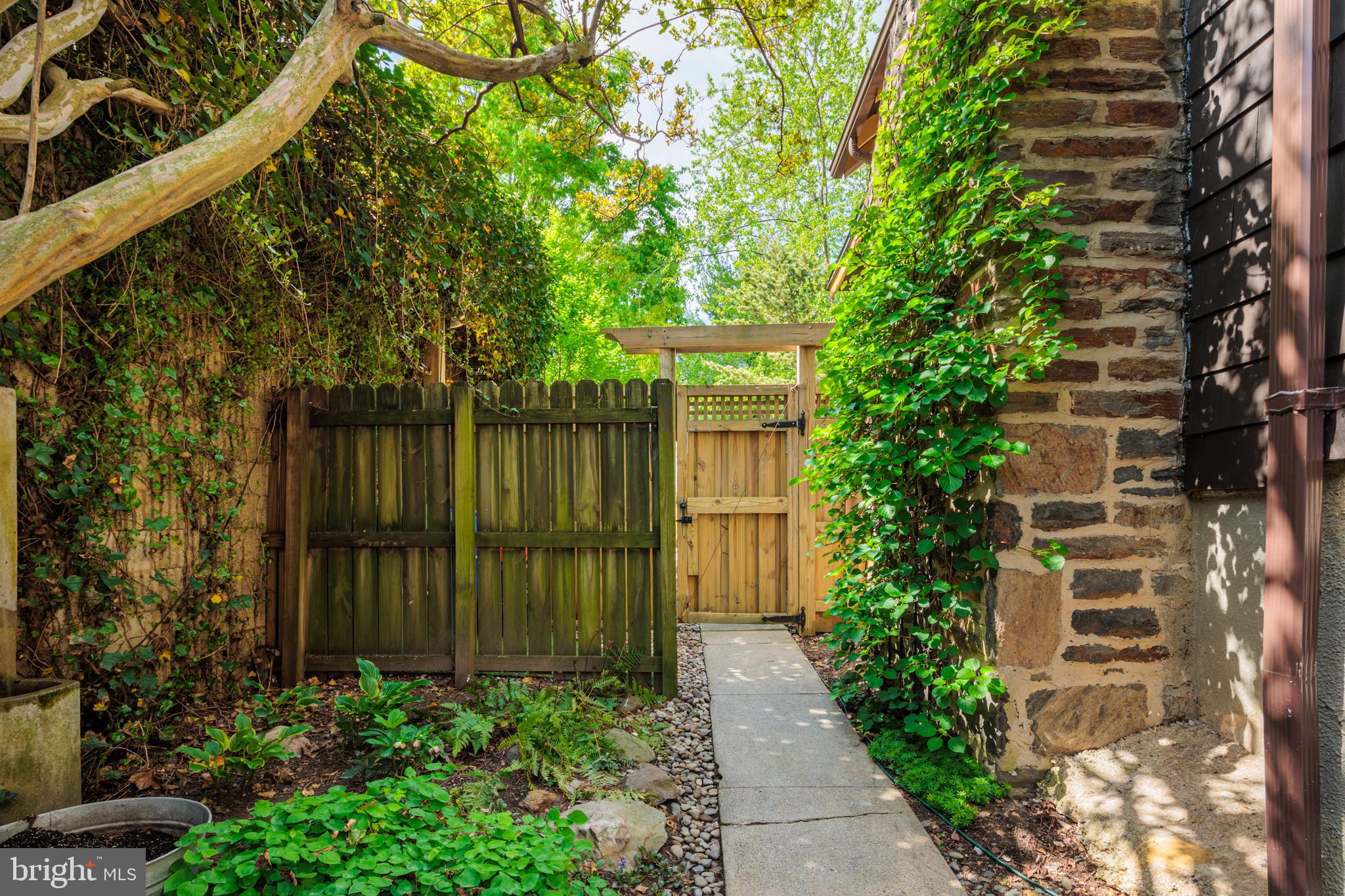 HAMILTON HEIGHTS - Residential