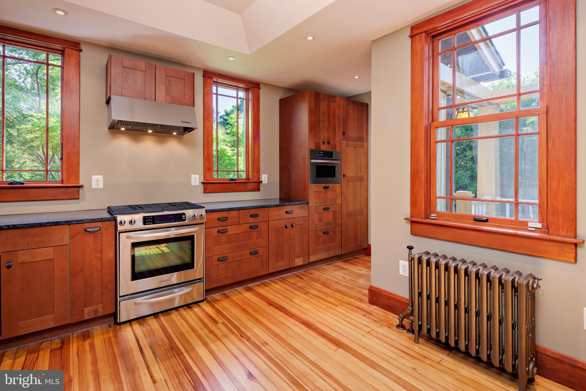 HAMILTON HEIGHTS - Residential