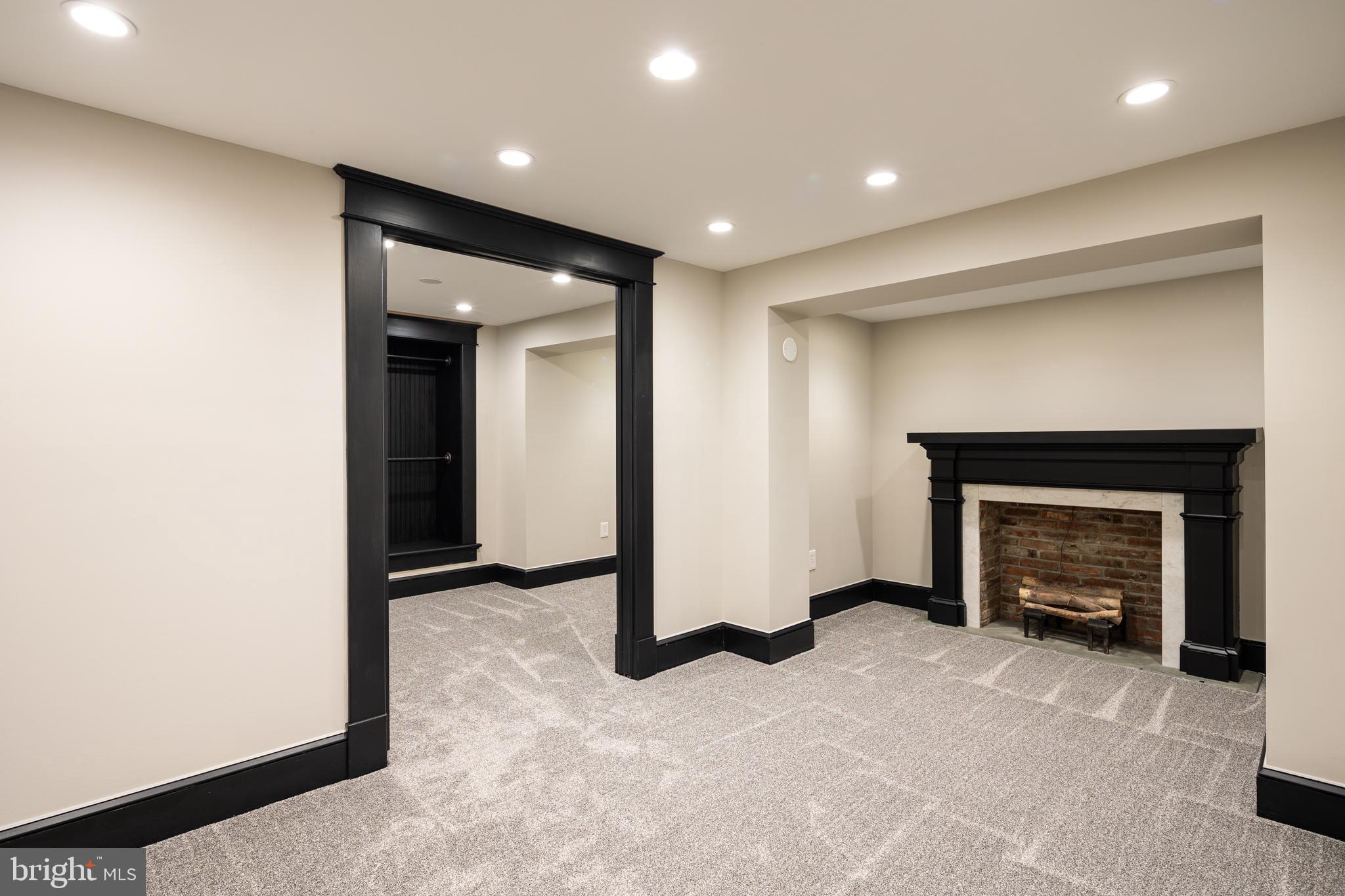 HAMILTON HEIGHTS - Residential