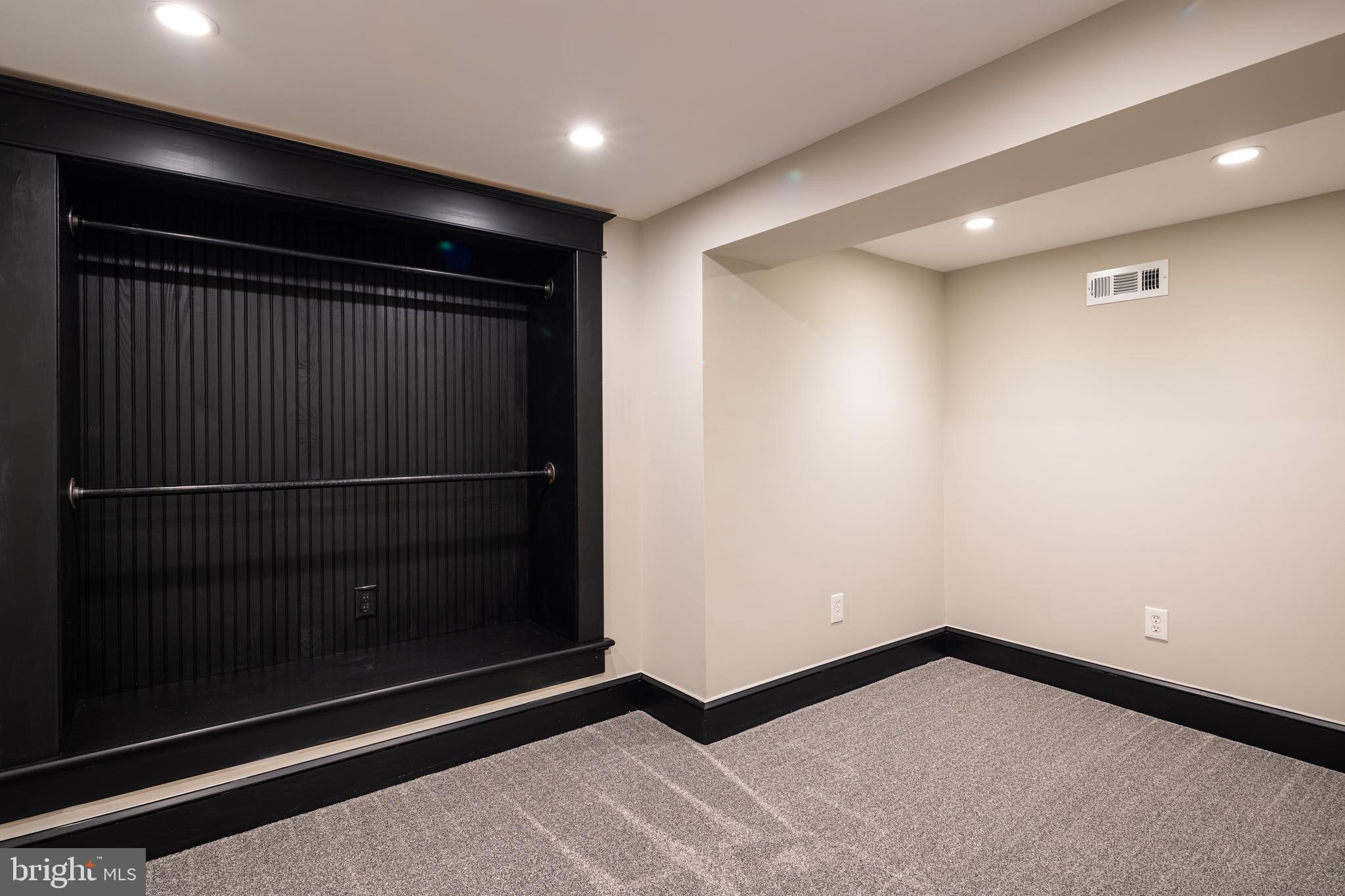 HAMILTON HEIGHTS - Residential