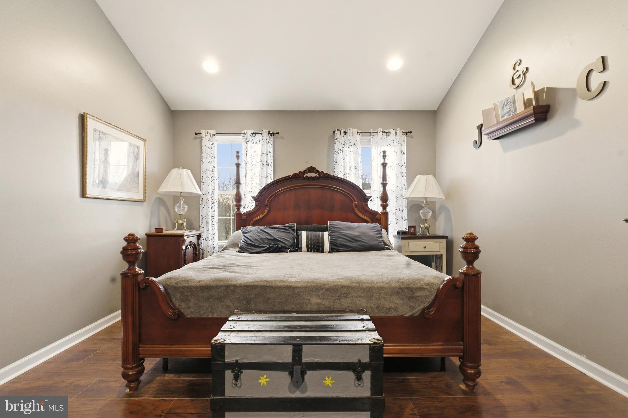 HEATHER WOODS - Residential