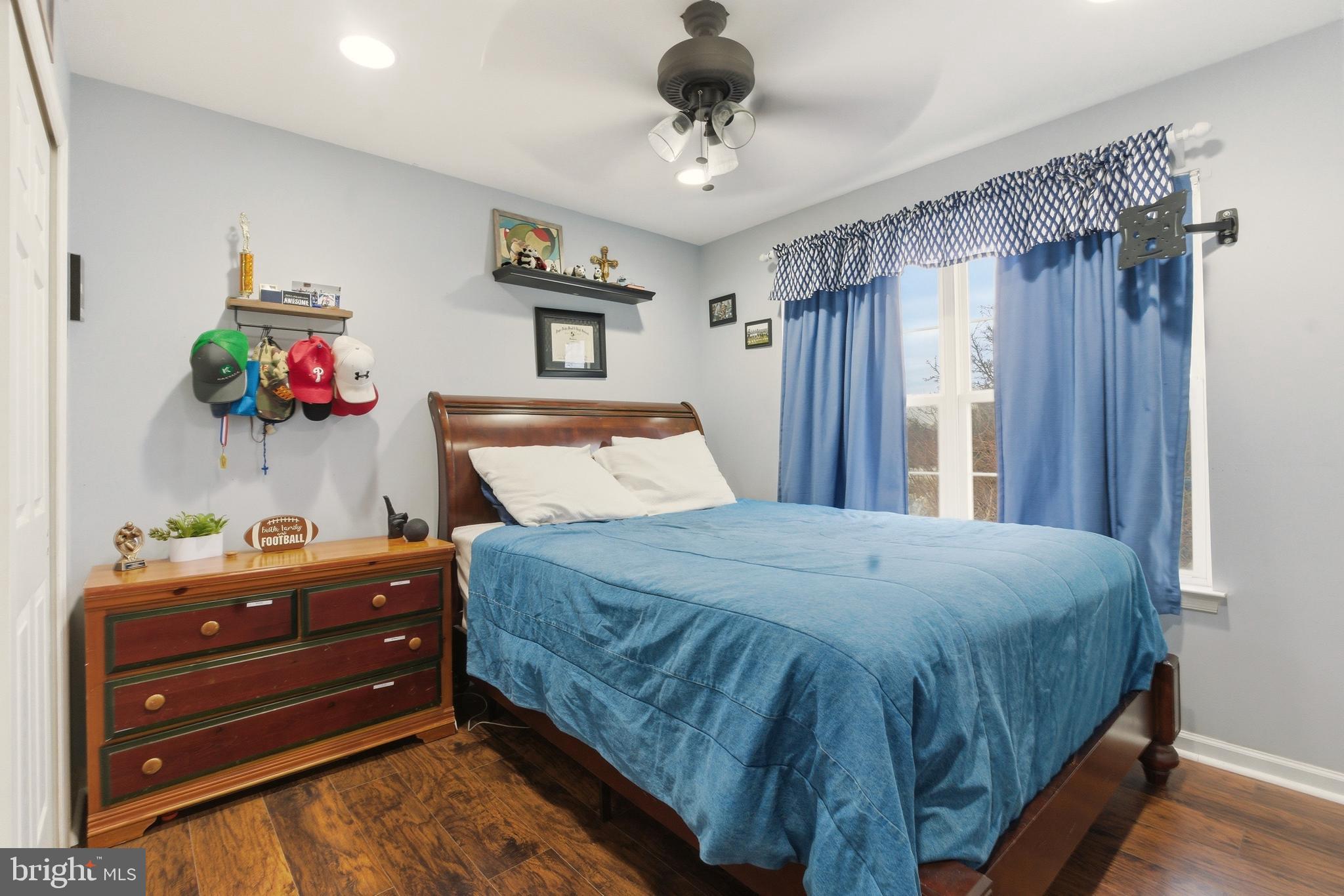 HEATHER WOODS - Residential