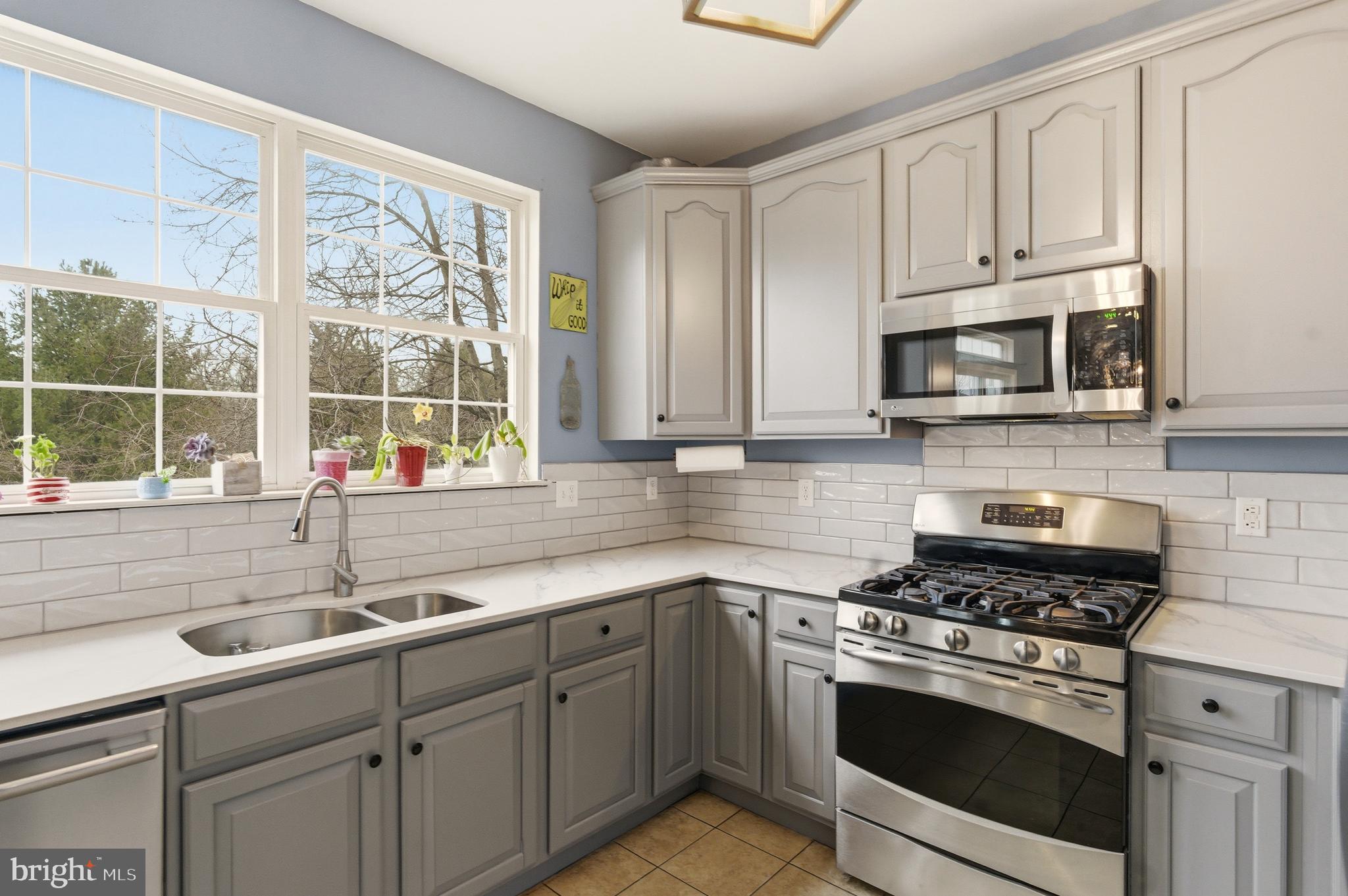 HEATHER WOODS - Residential