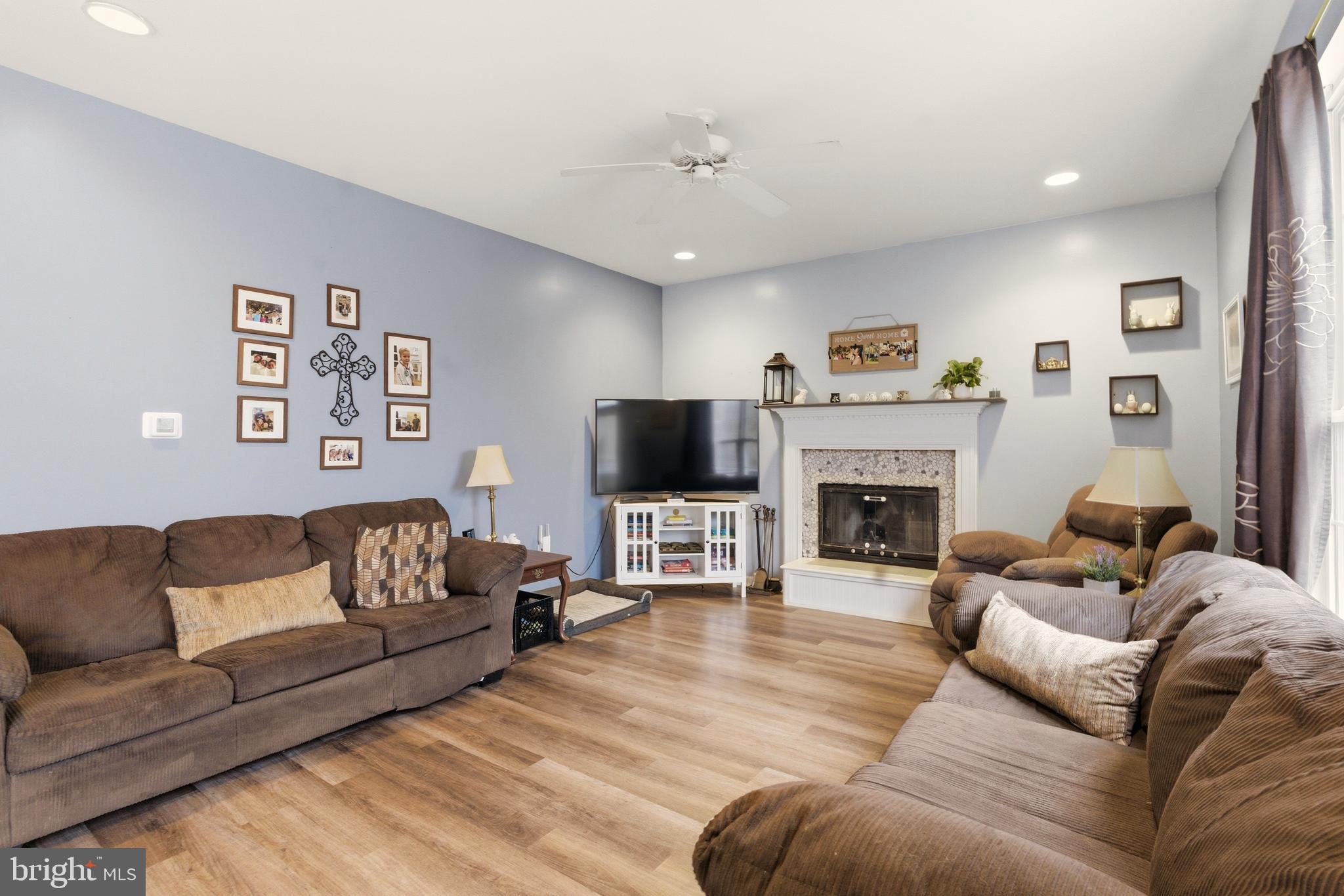 HEATHER WOODS - Residential