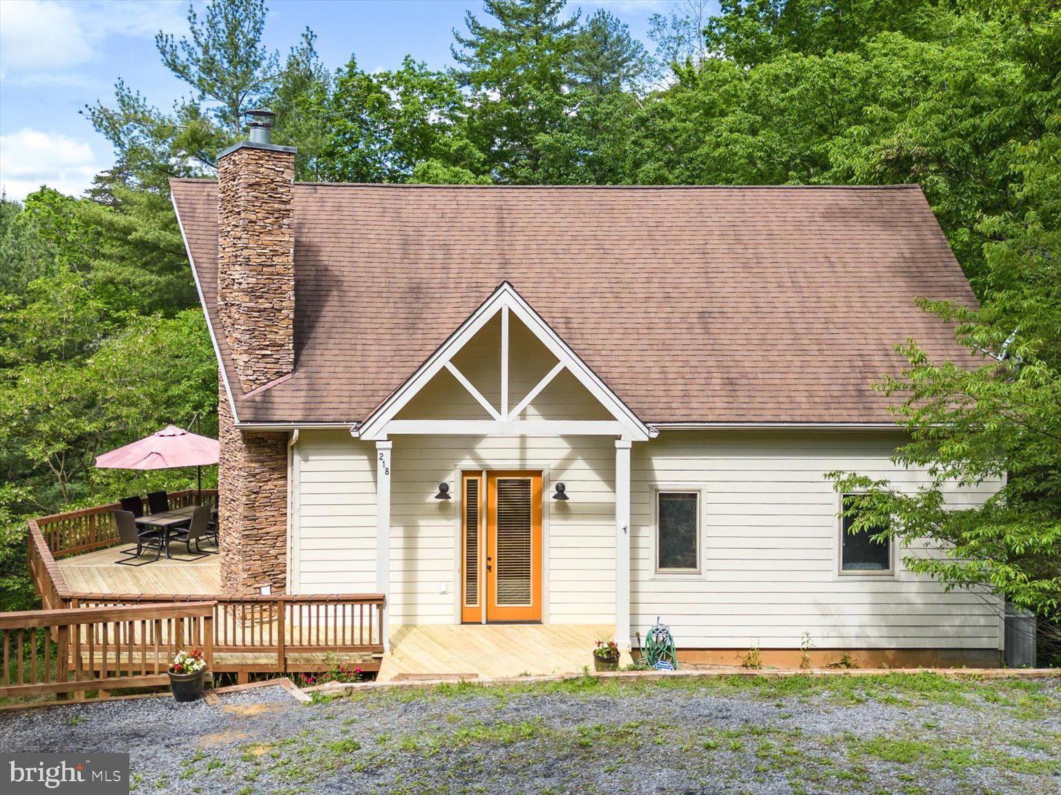 218 NELSON WAY
