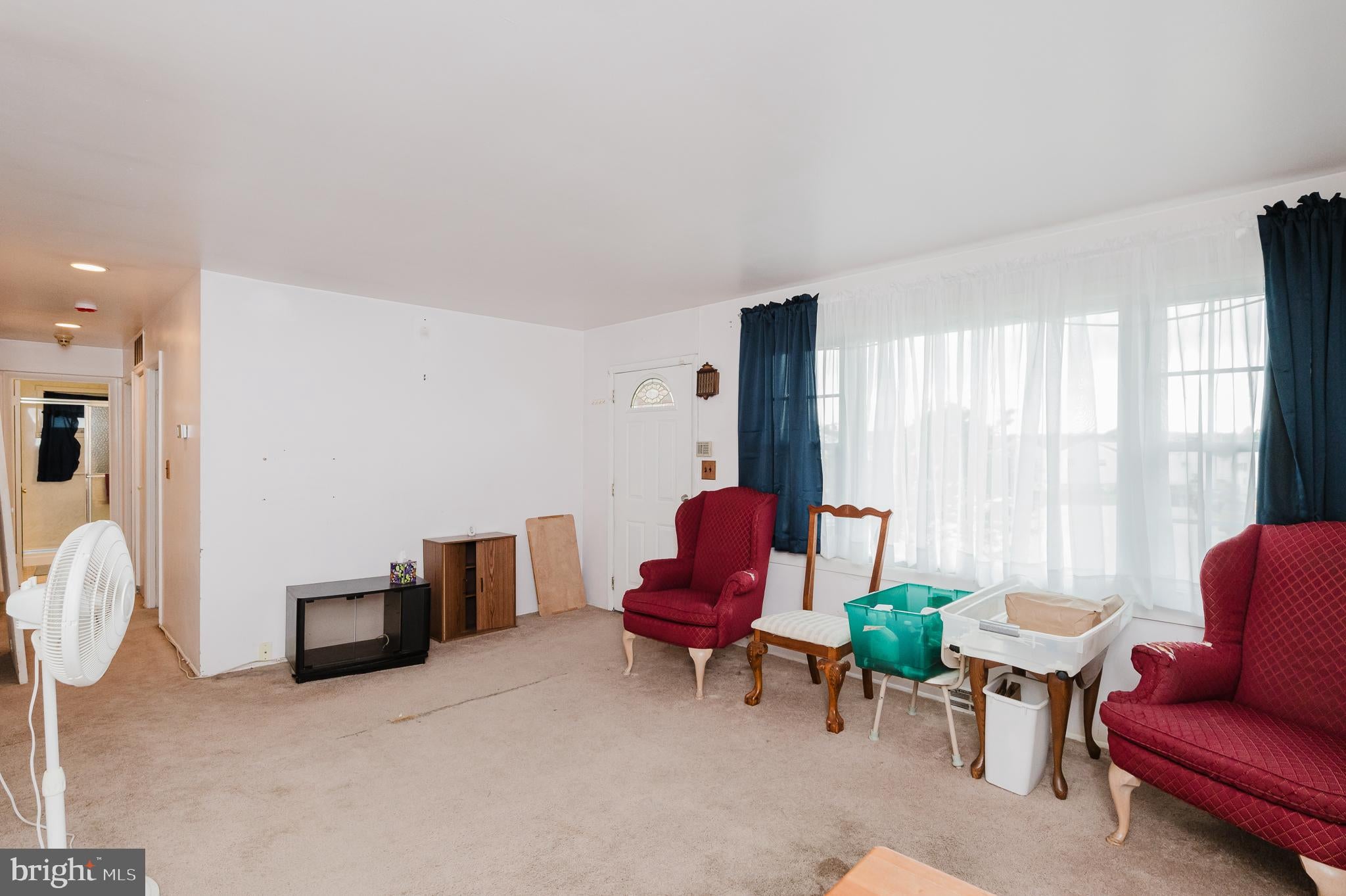 2307 HOLYOKE ROAD