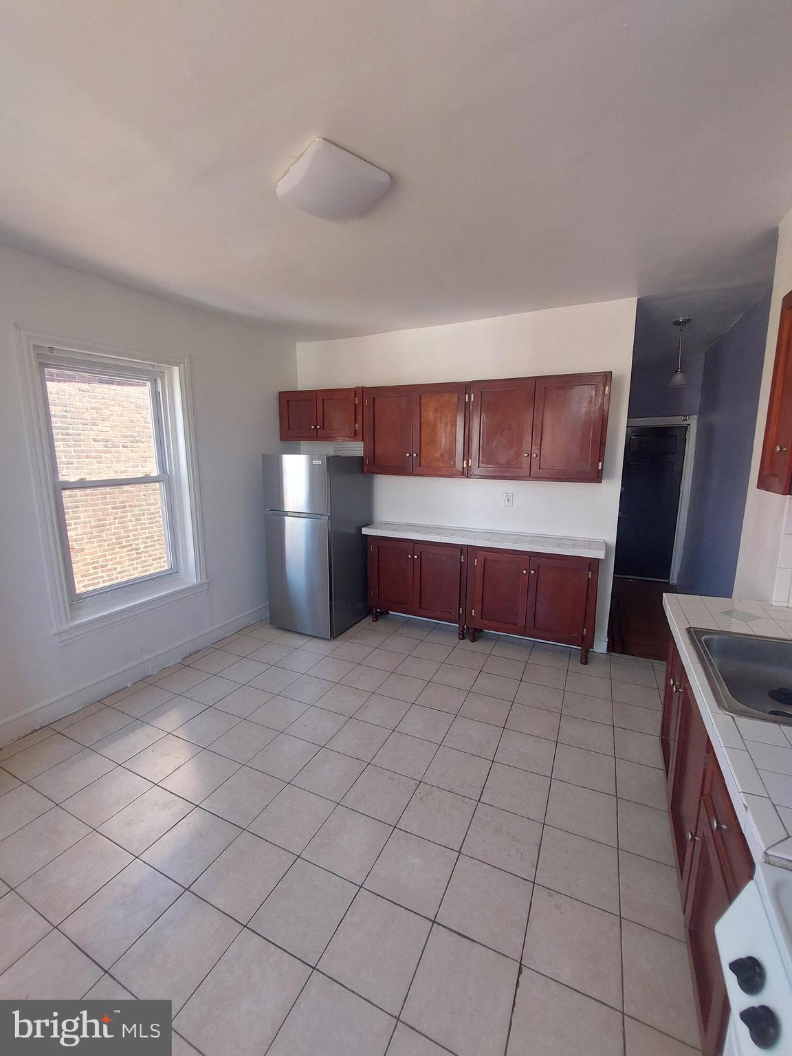 PHILADELPHIA (NORTH) - Residential Lease