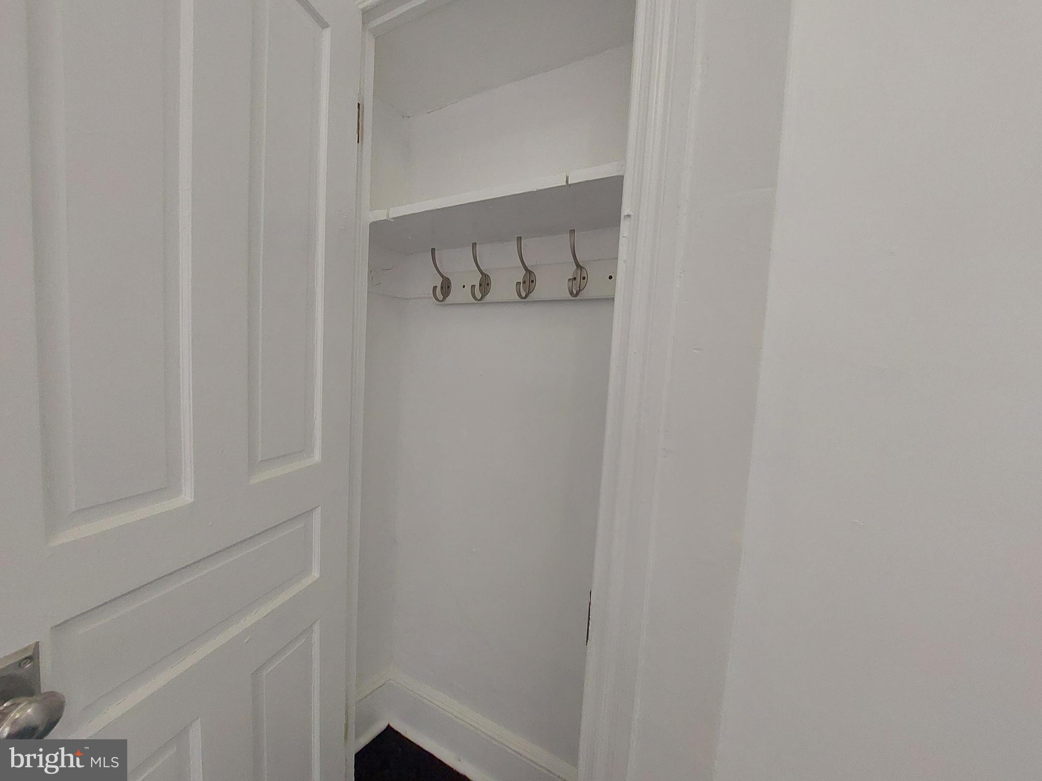 PHILADELPHIA (NORTH) - Residential Lease