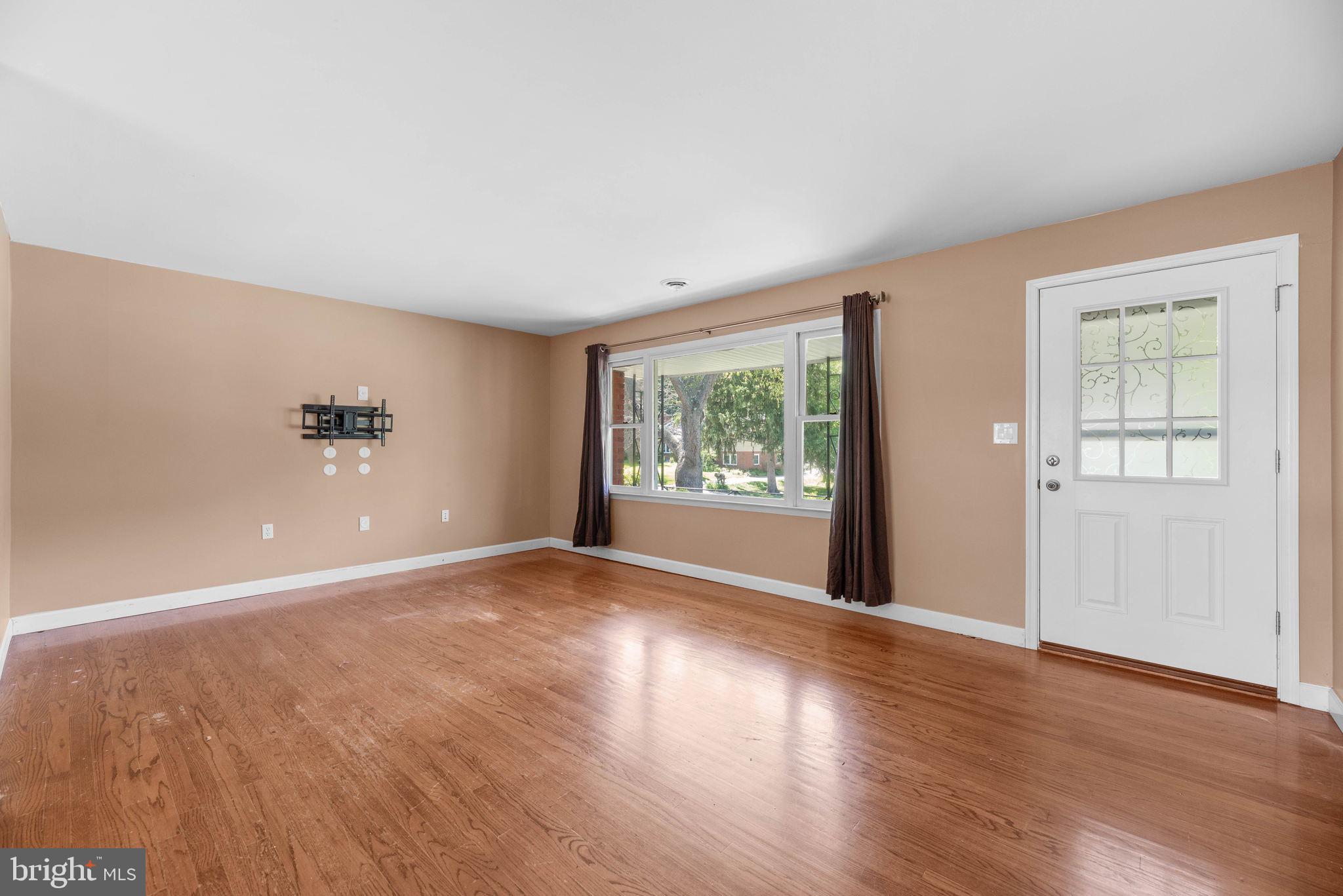 SWEET AIR ESTATES - Residential Lease