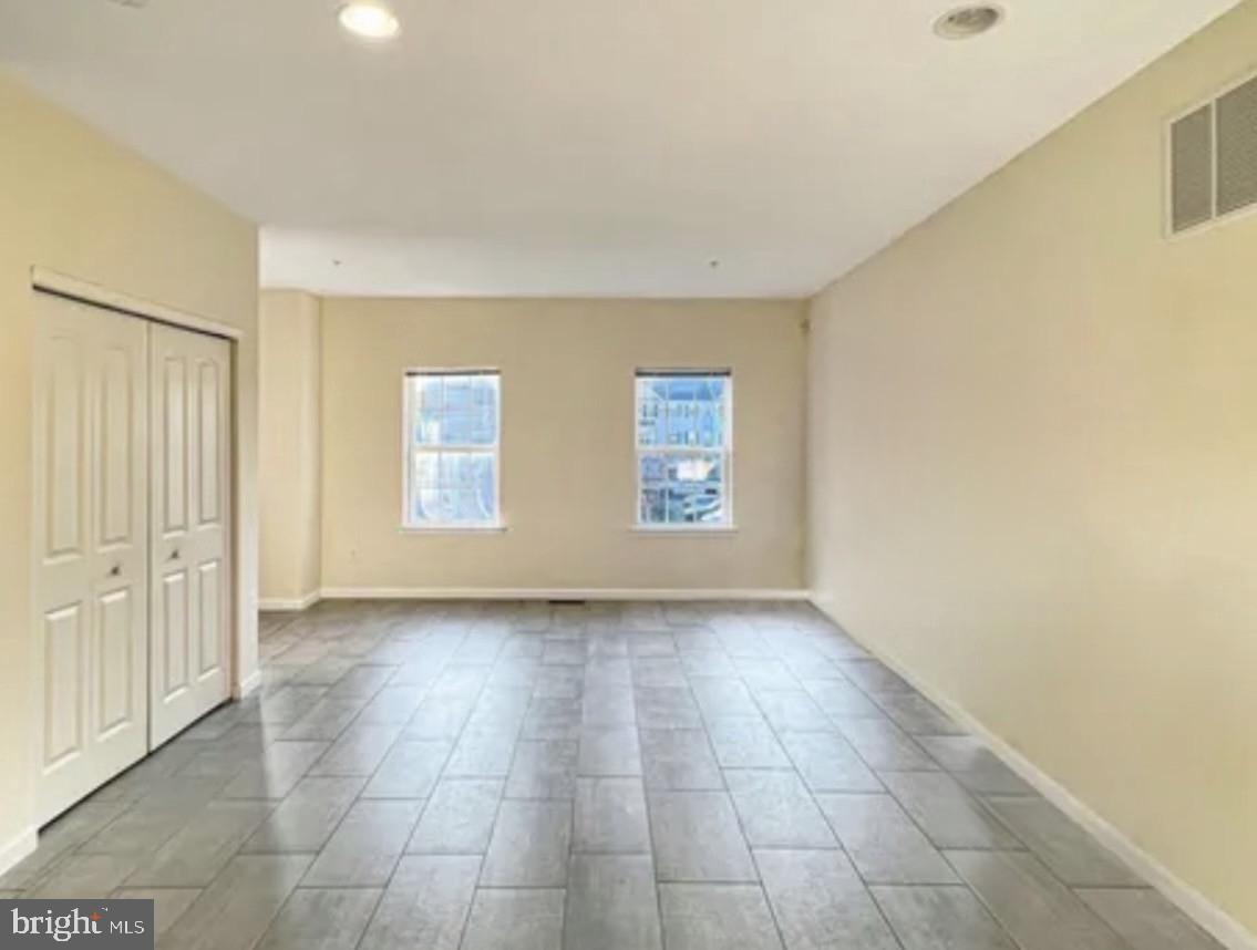 FAIRLESS HILLS - Residential