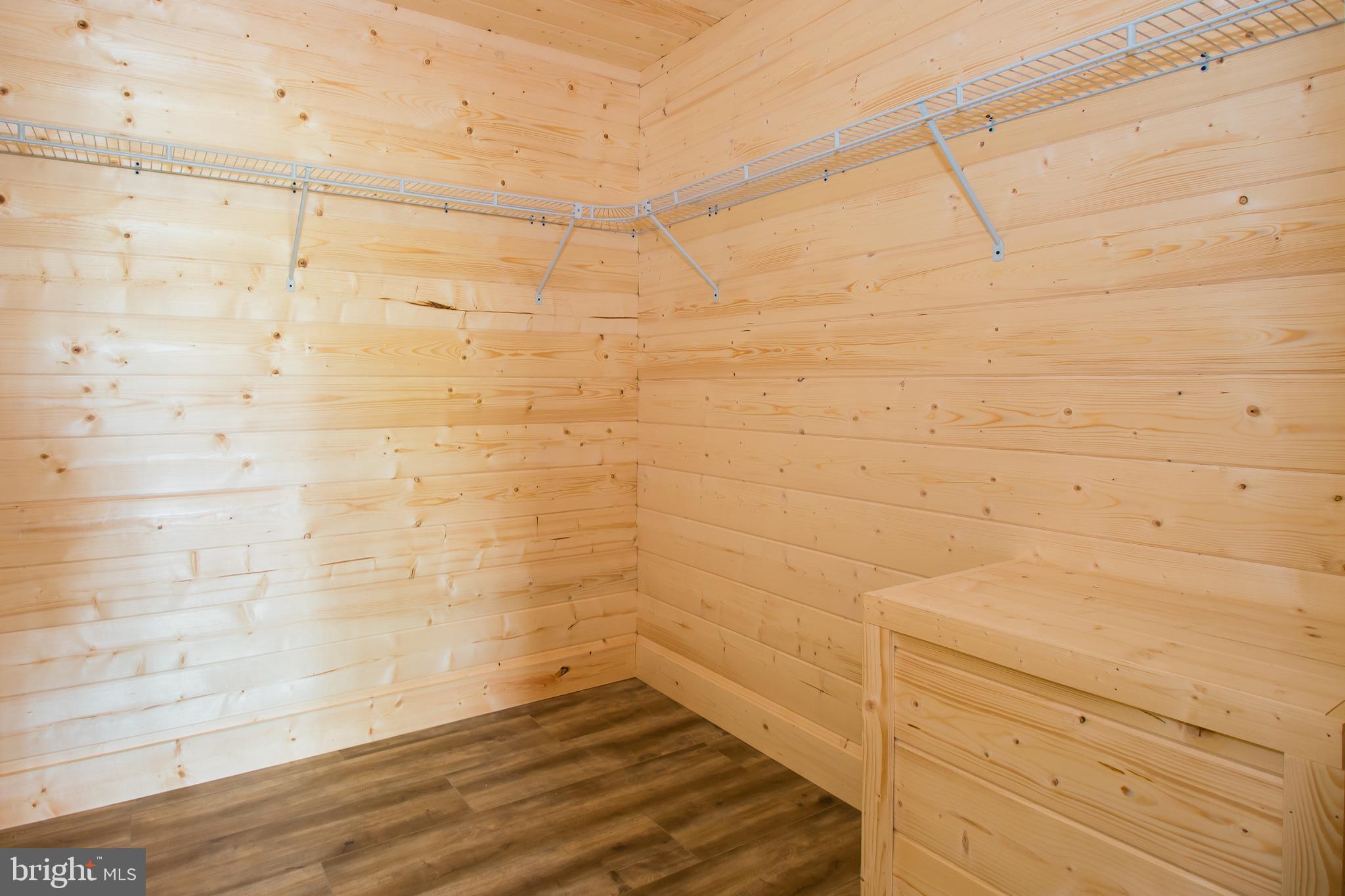 TROUT PASS - Residential