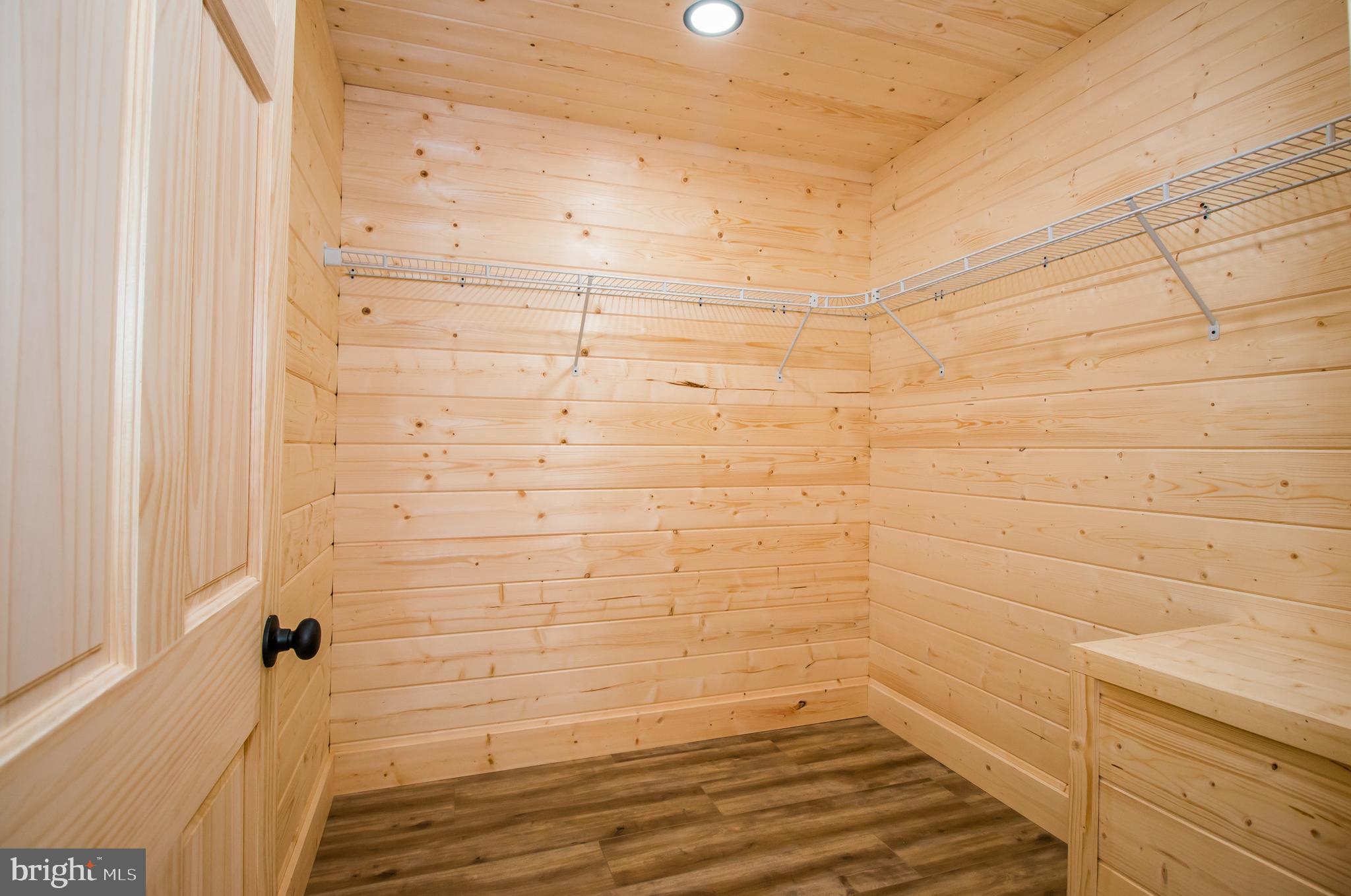 TROUT PASS - Residential