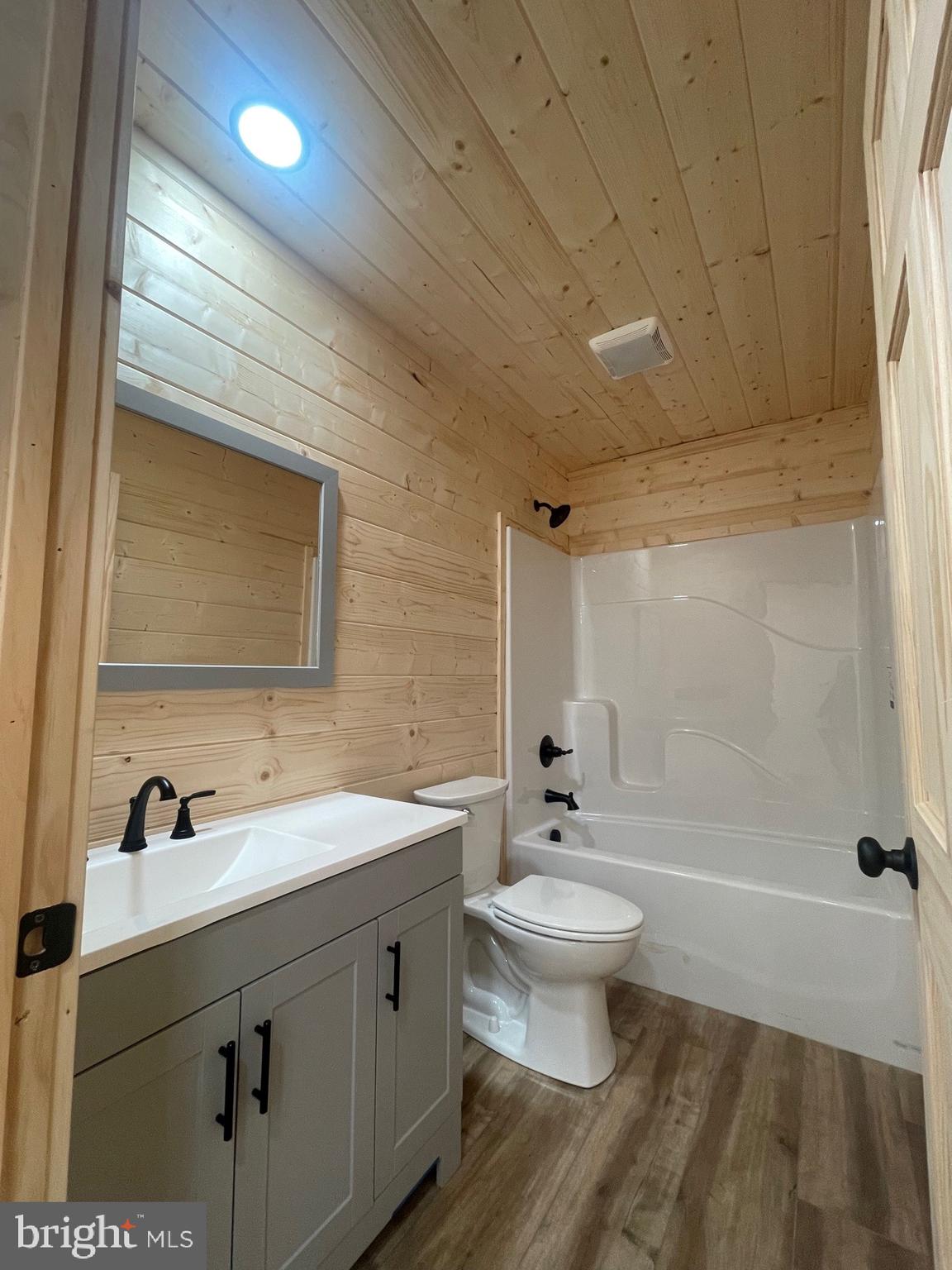 TROUT PASS - Residential