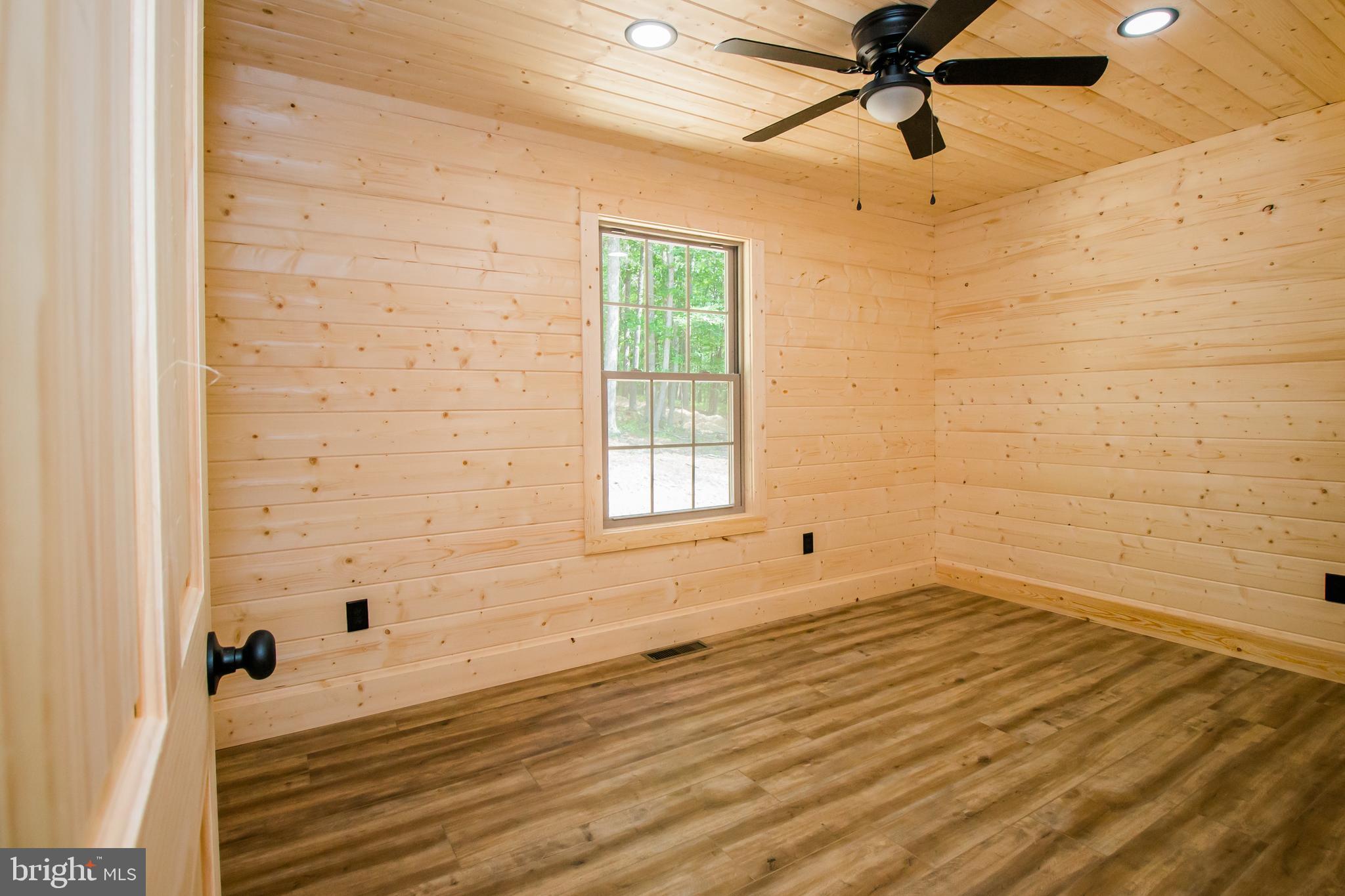 TROUT PASS - Residential