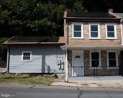 Photo of 312 W Main Street, TREMONT, PA 17981 (MLS # PASK2029634)