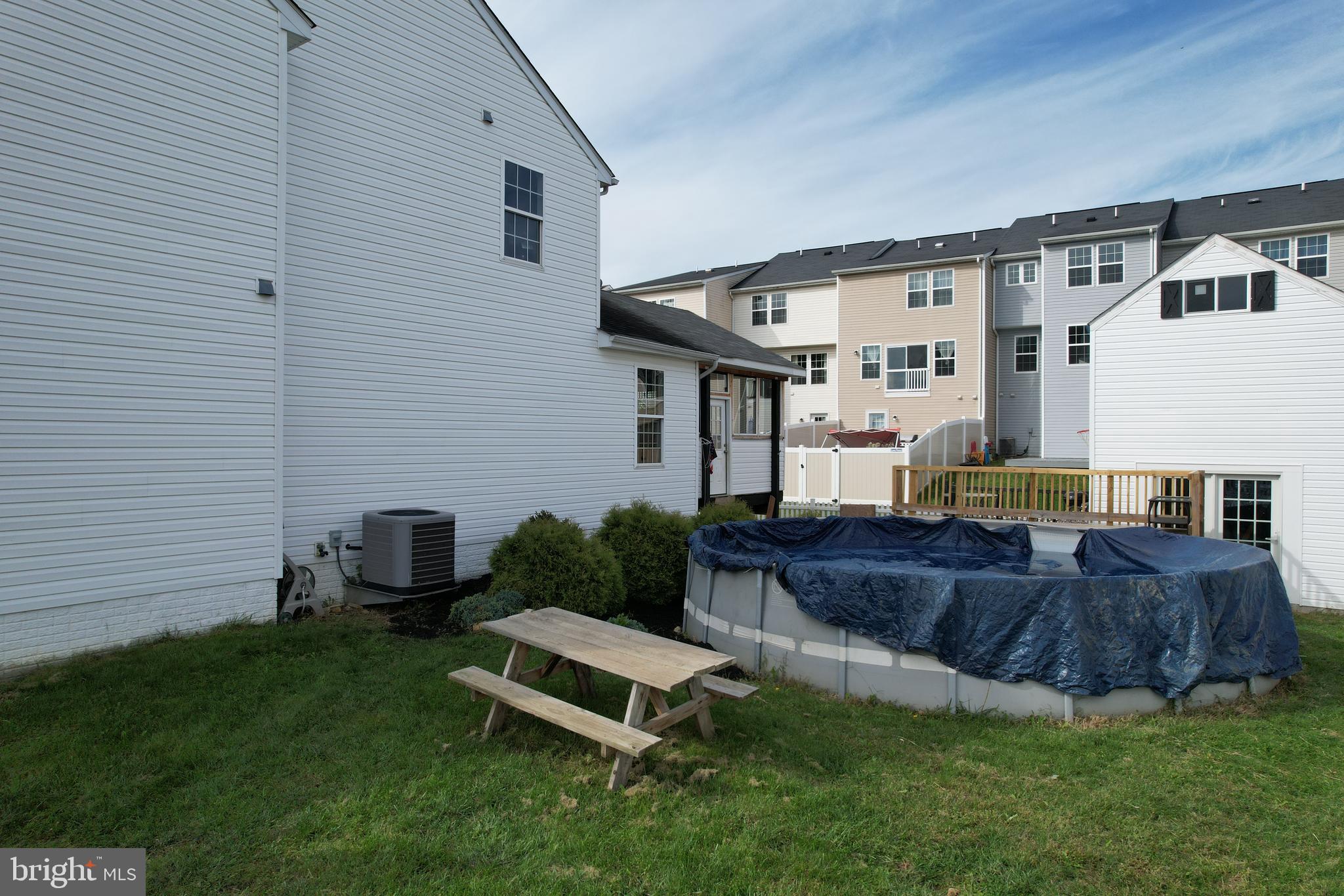 STONEBROOK VILLAGE - Residential