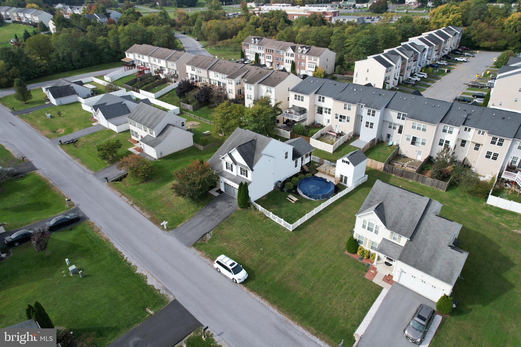 STONEBROOK VILLAGE - Residential