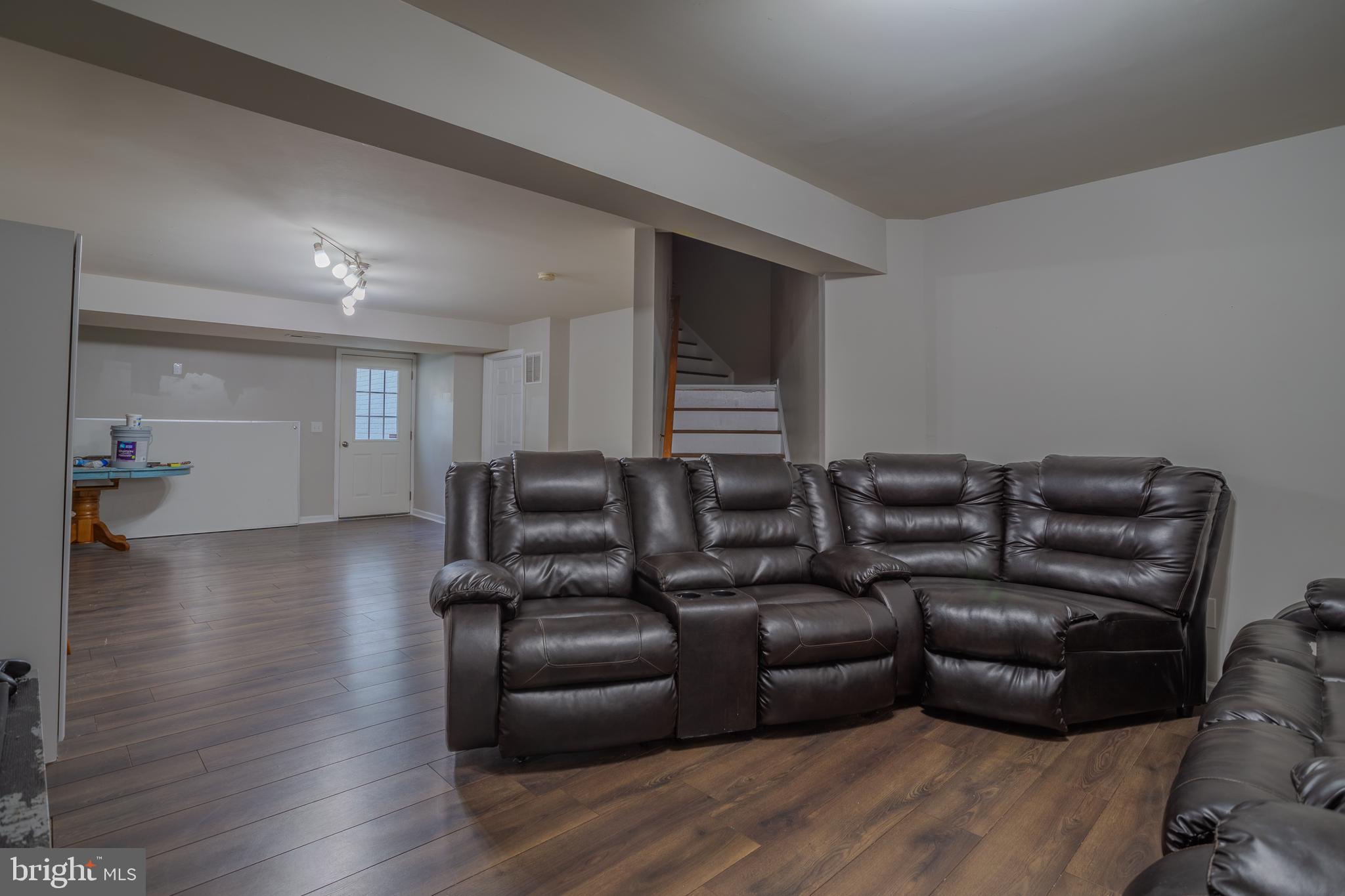 STONEBROOK VILLAGE - Residential