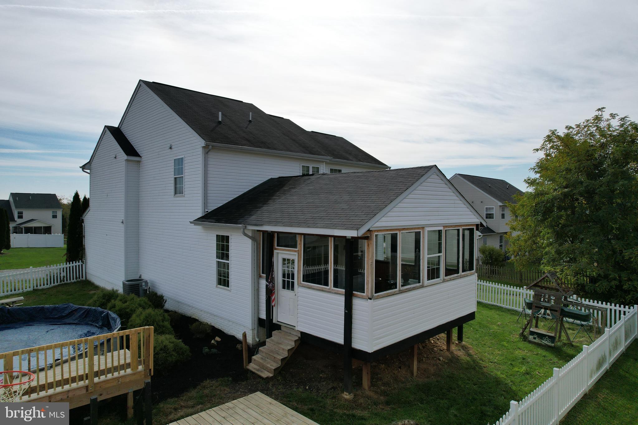 STONEBROOK VILLAGE - Residential