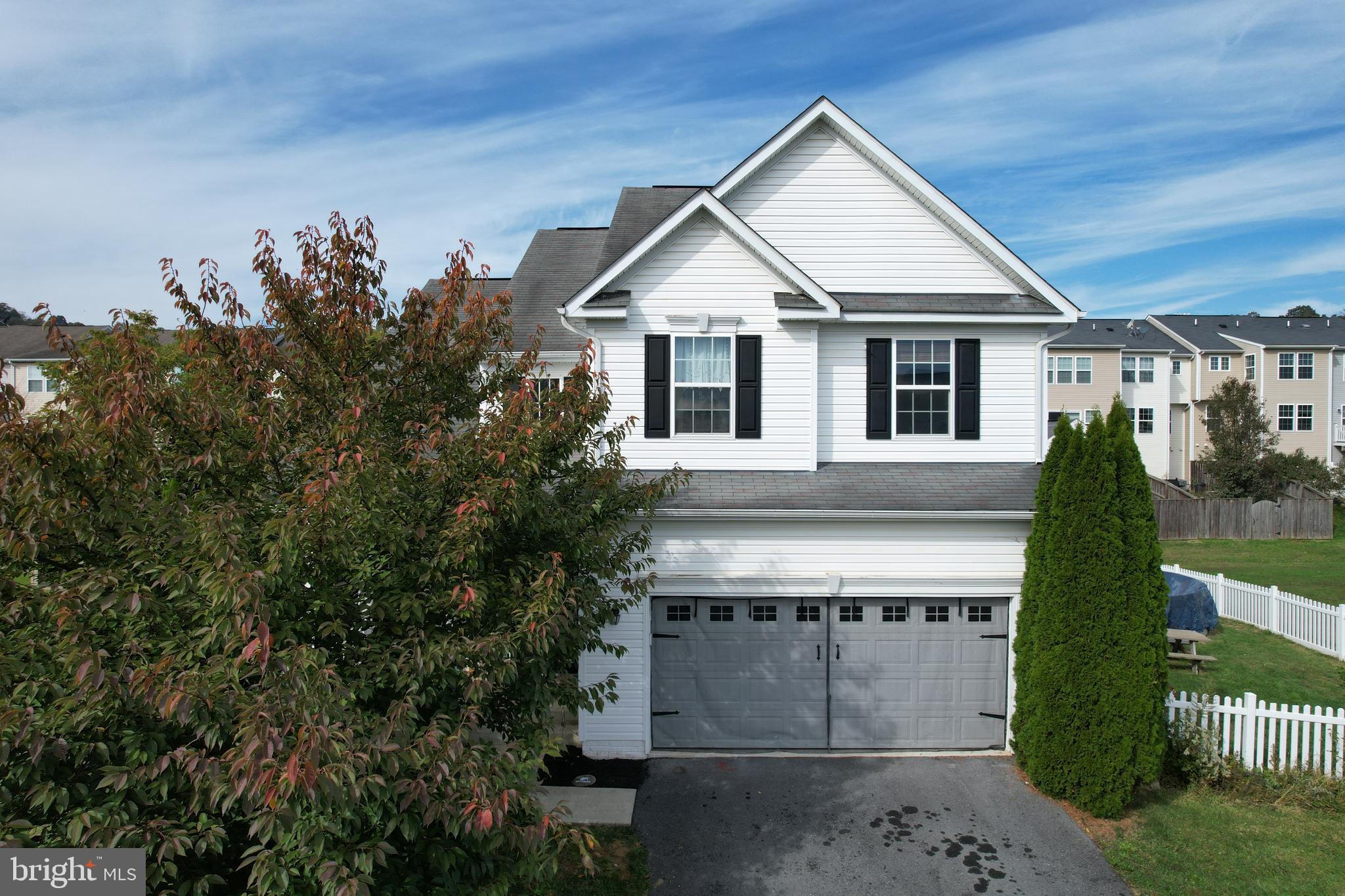 STONEBROOK VILLAGE - Residential