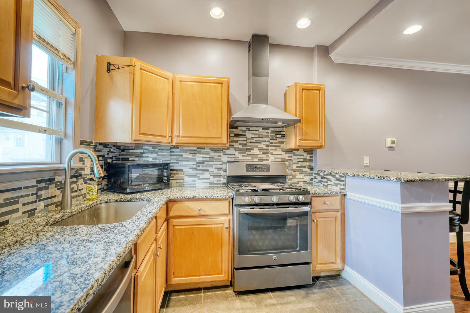 FEDERAL HILL HISTORIC DISTRICT - Residential Lease