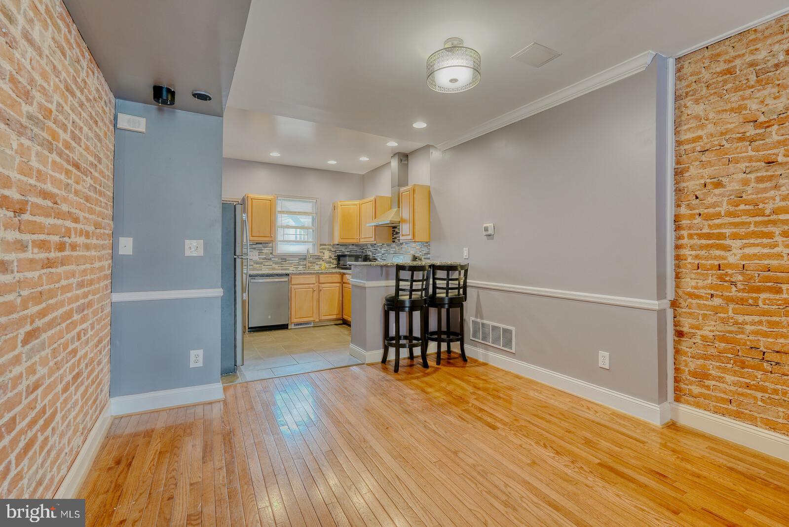 FEDERAL HILL HISTORIC DISTRICT - Residential Lease