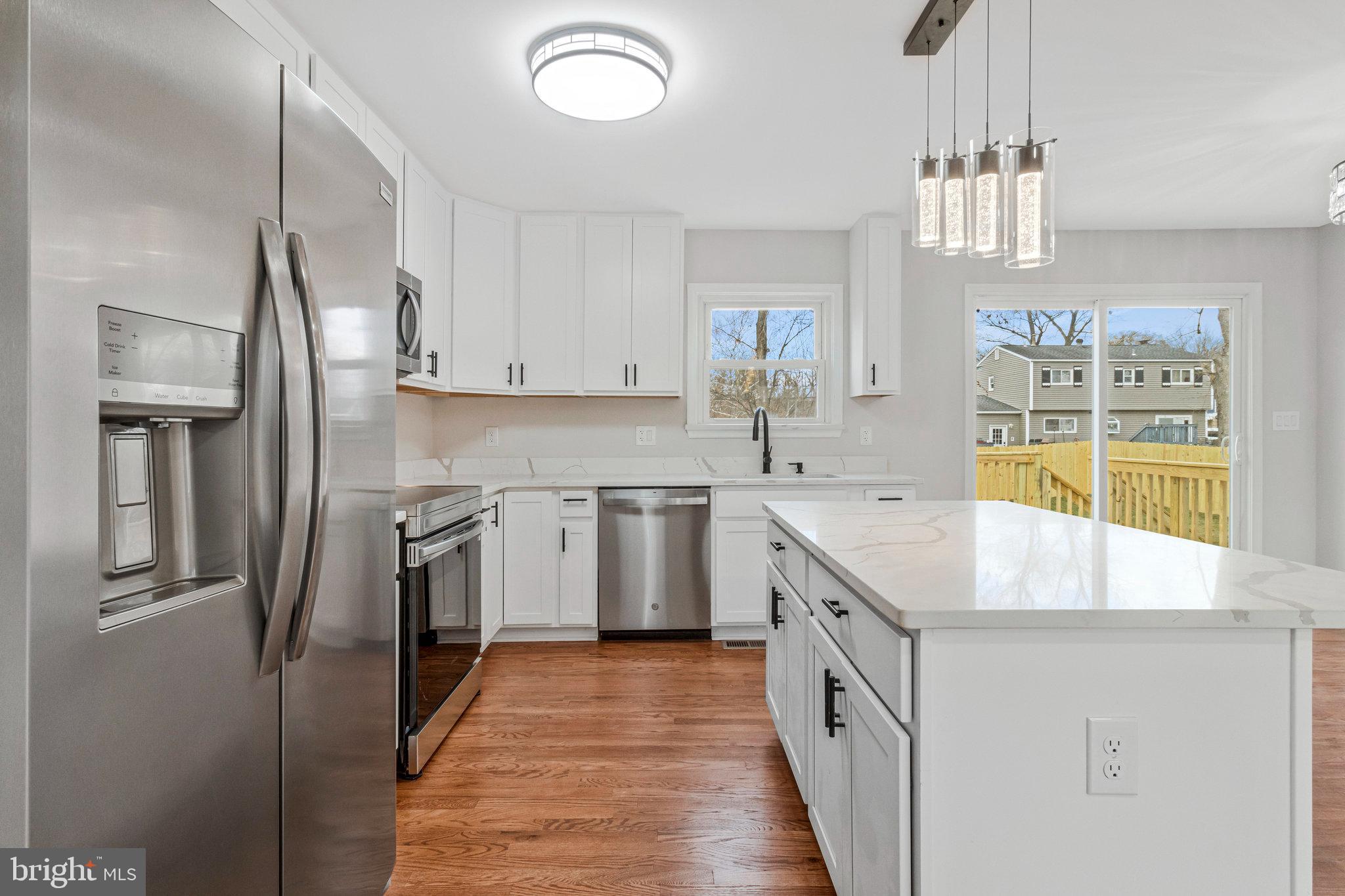 SEABROOK ESTATES - Residential