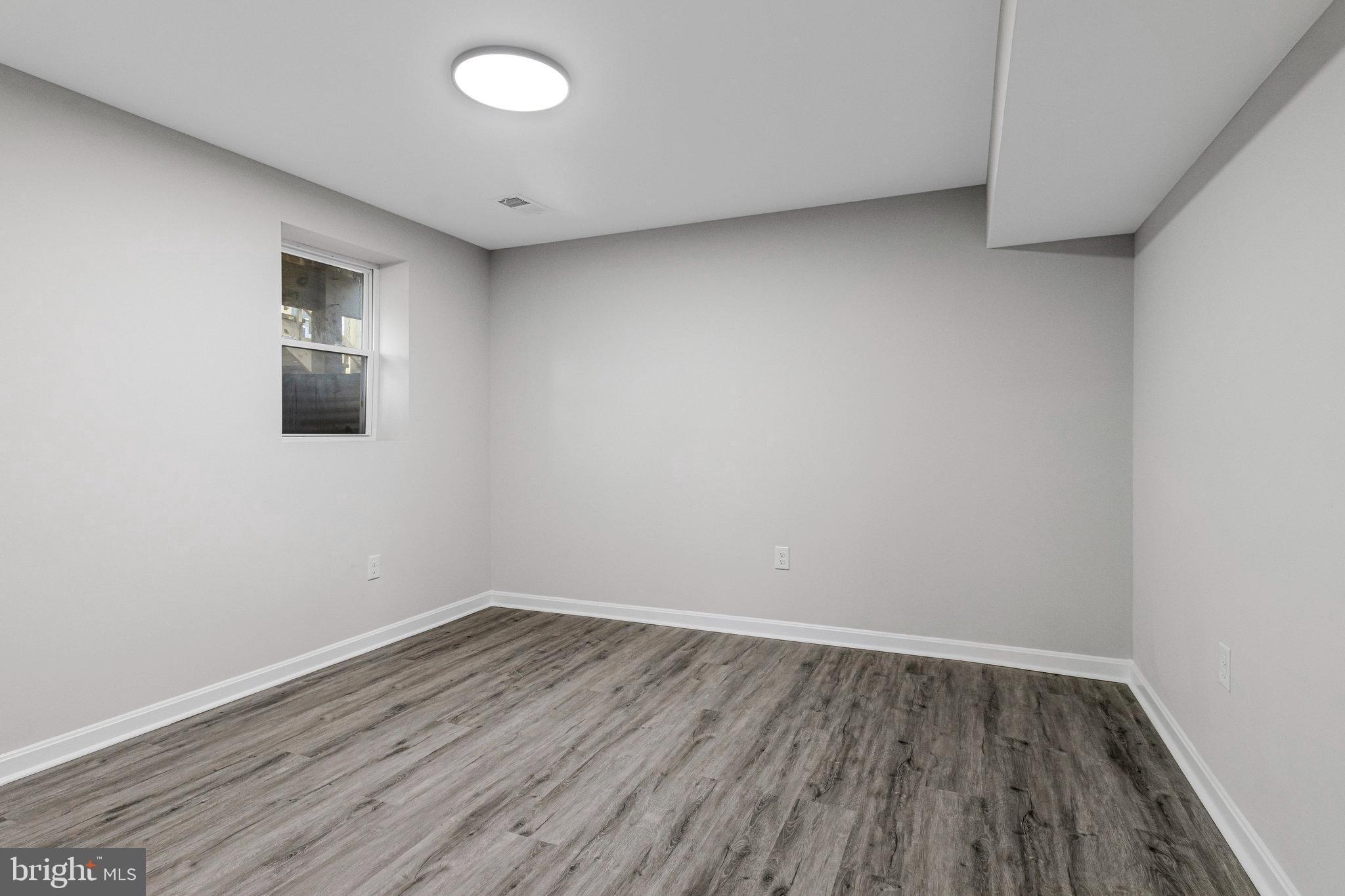 SEABROOK ESTATES - Residential