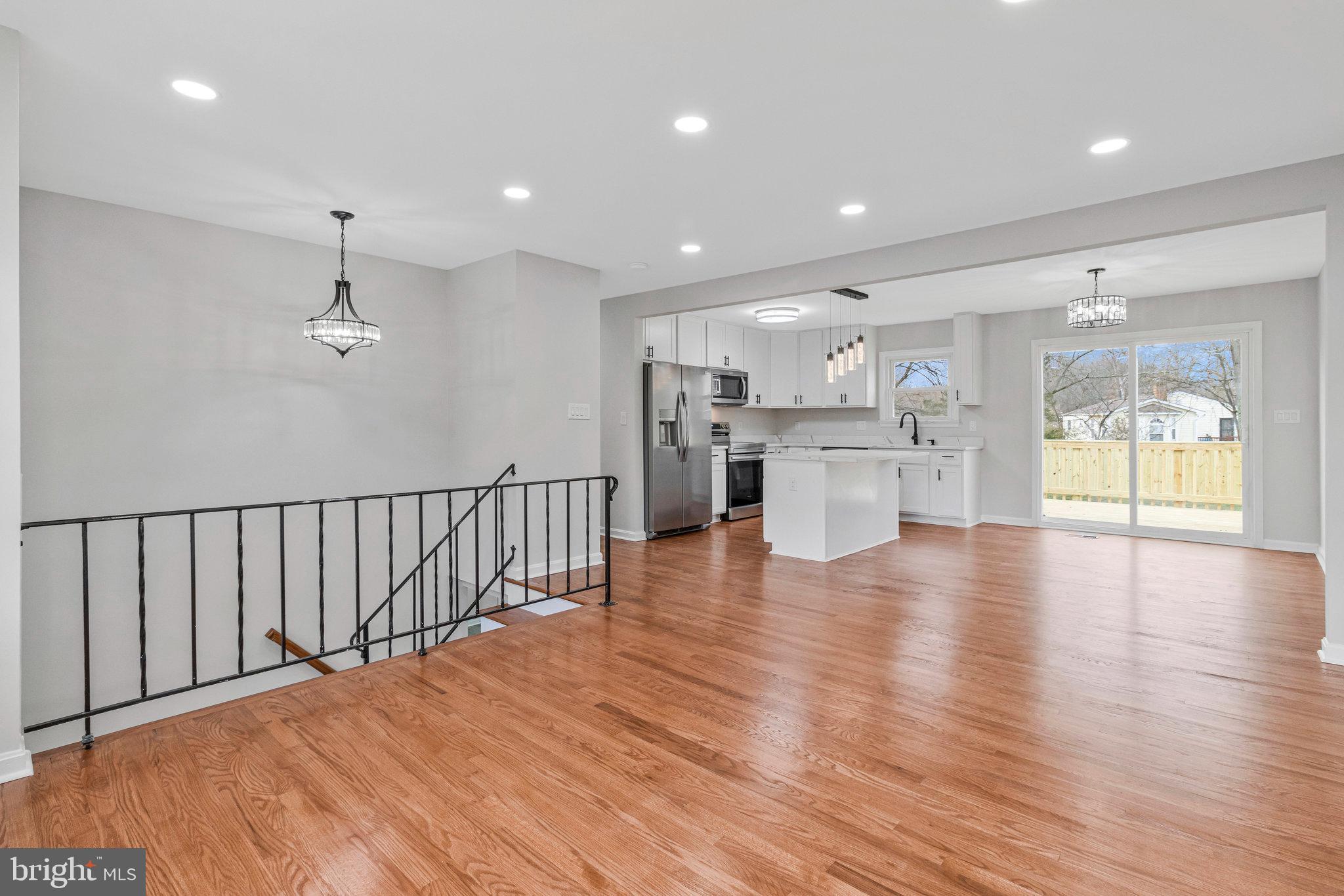 SEABROOK ESTATES - Residential