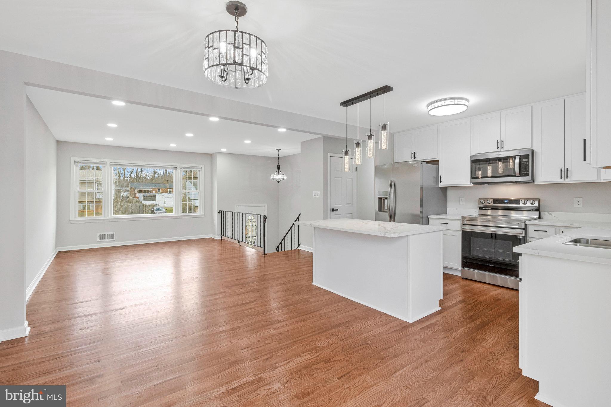 SEABROOK ESTATES - Residential