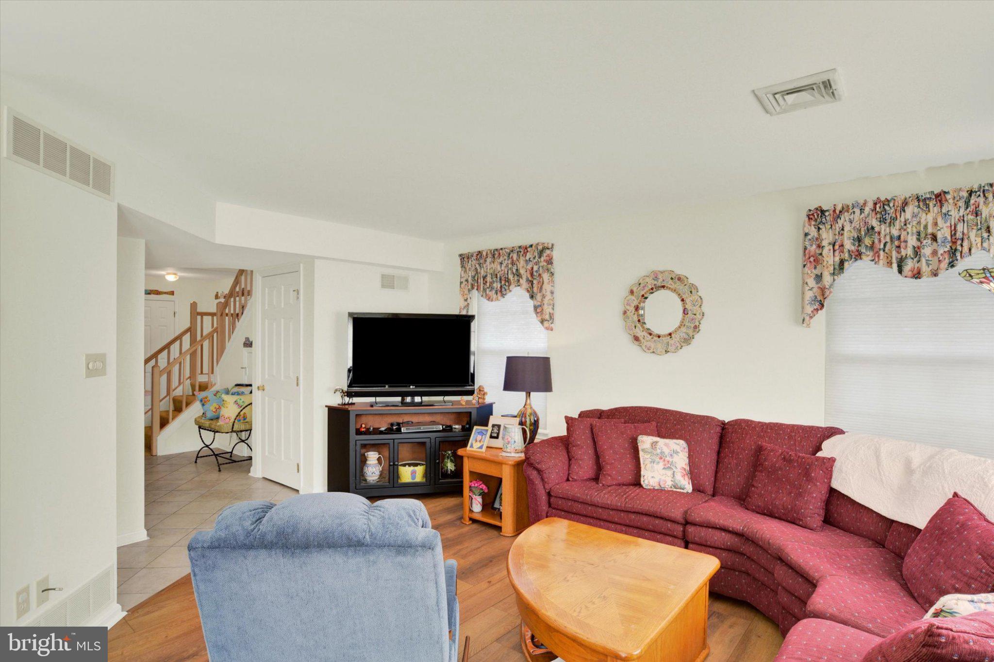 215 FAWN RIDGE N