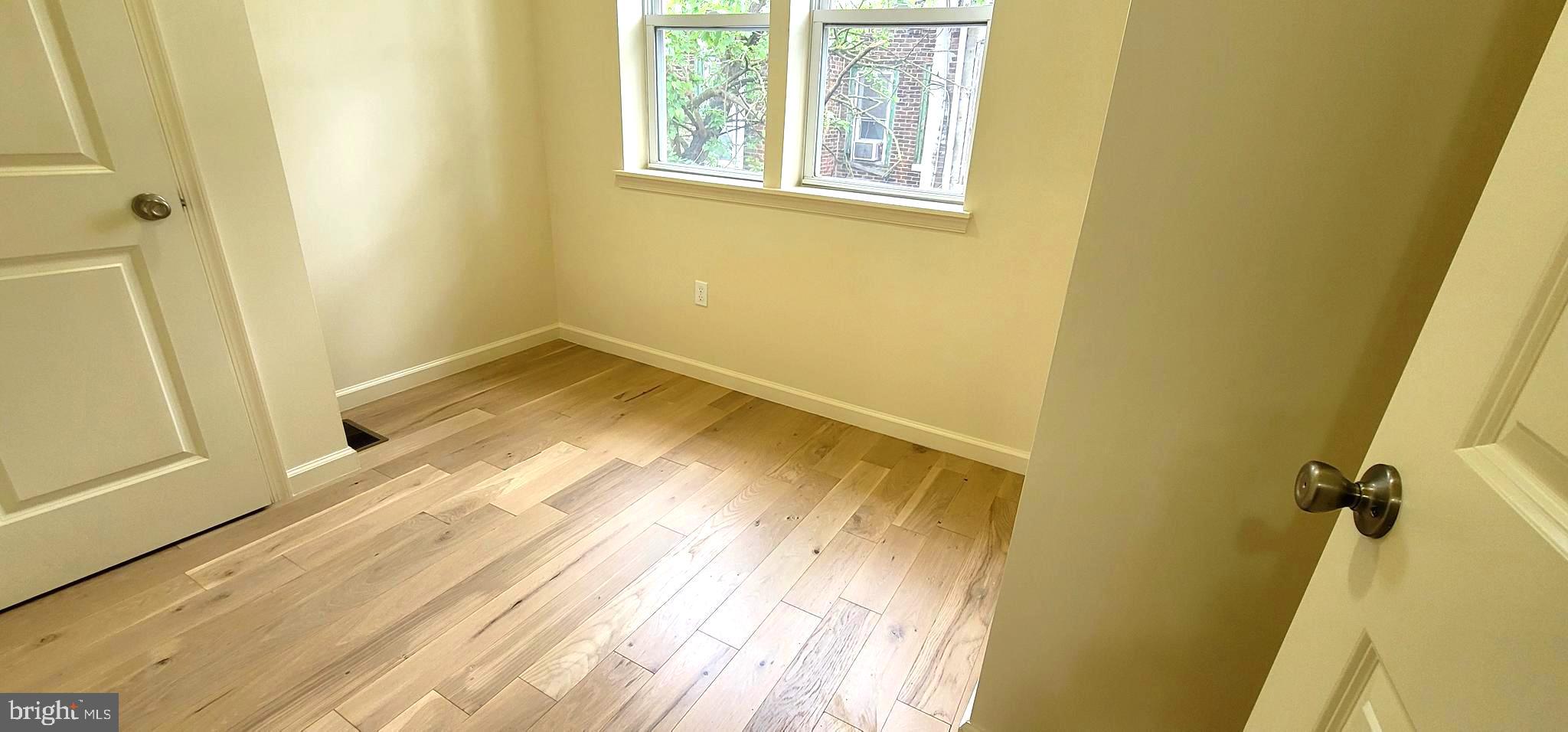 LOGAN - Residential